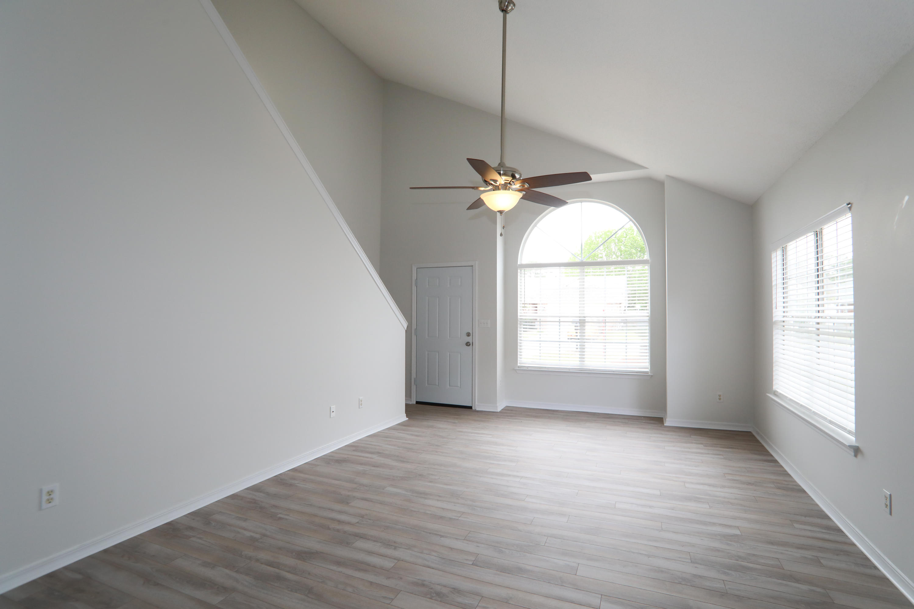 IVALEA GARDENS - Residential