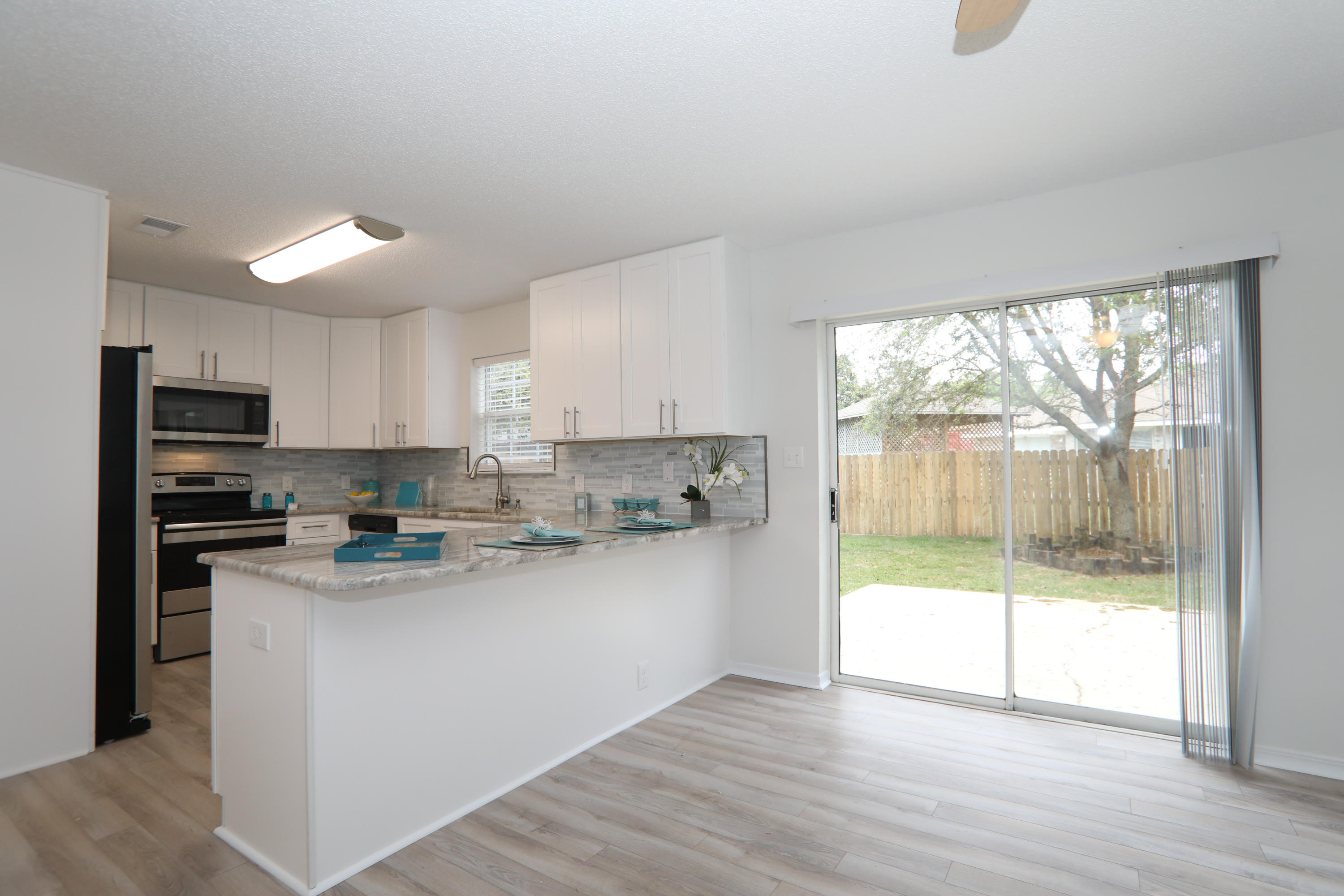 IVALEA GARDENS - Residential