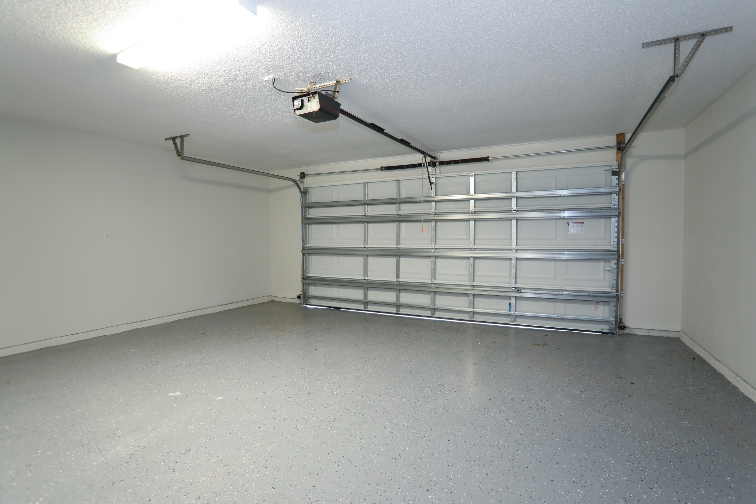 IVALEA GARDENS - Residential