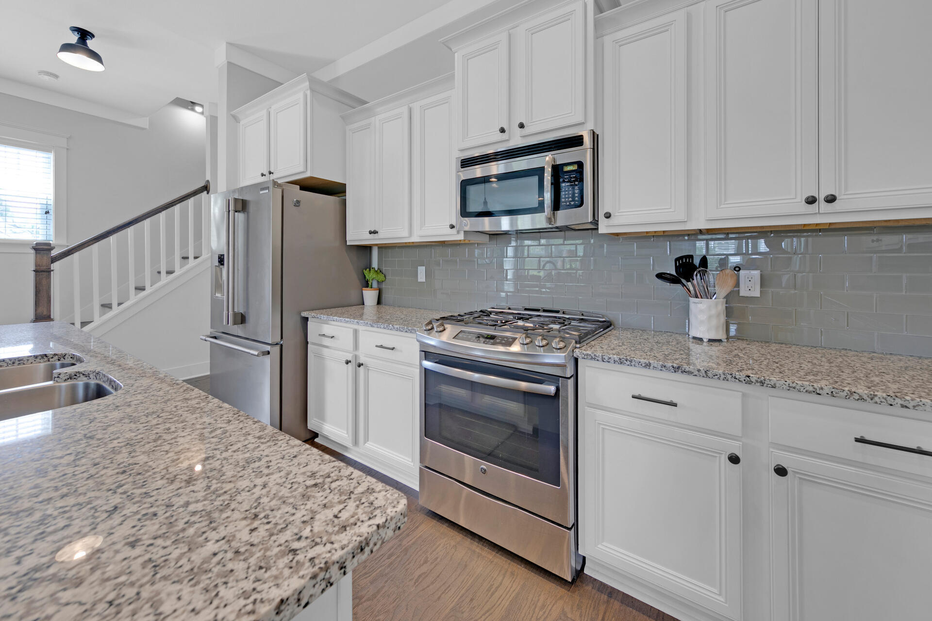 HIGHLAND PARKS - Residential