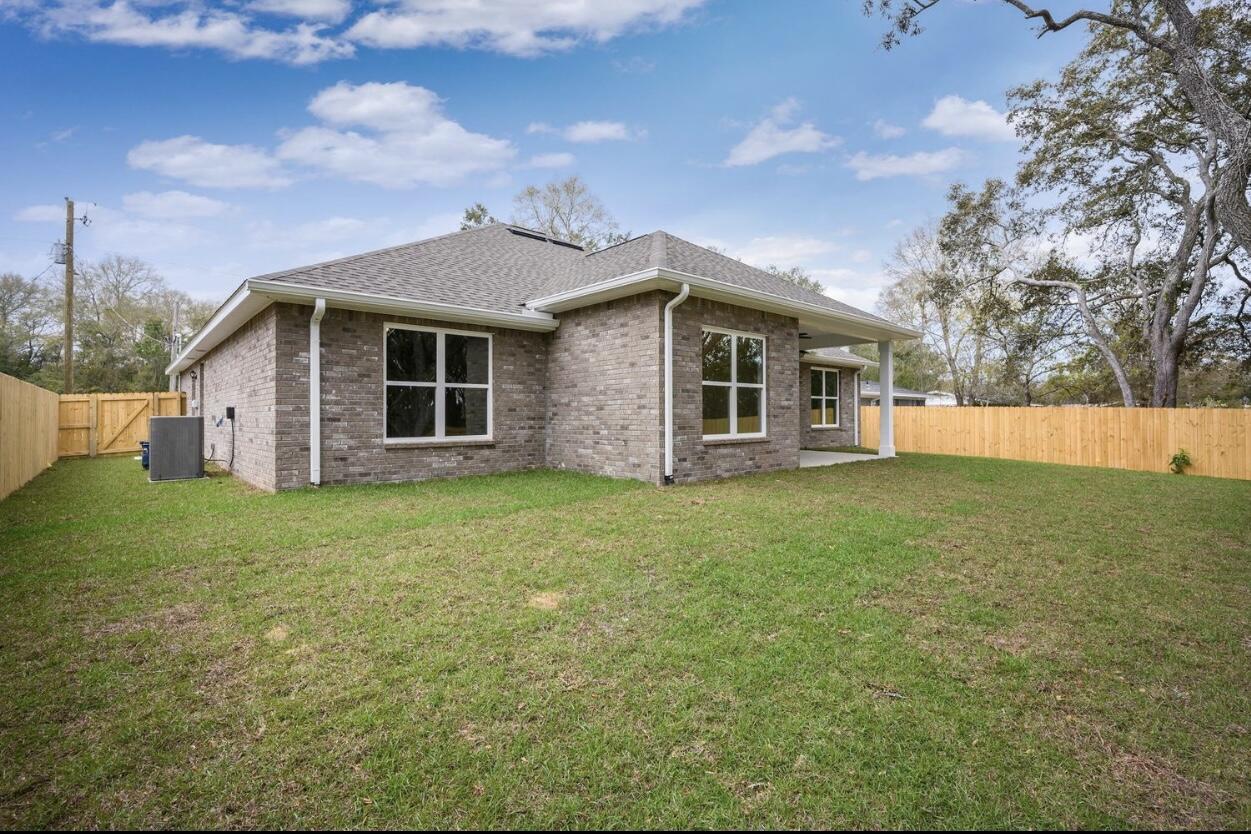 VALPARAISO PLAT 06 - Residential Lease