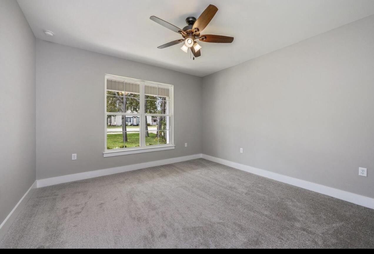 VALPARAISO PLAT 06 - Residential Lease