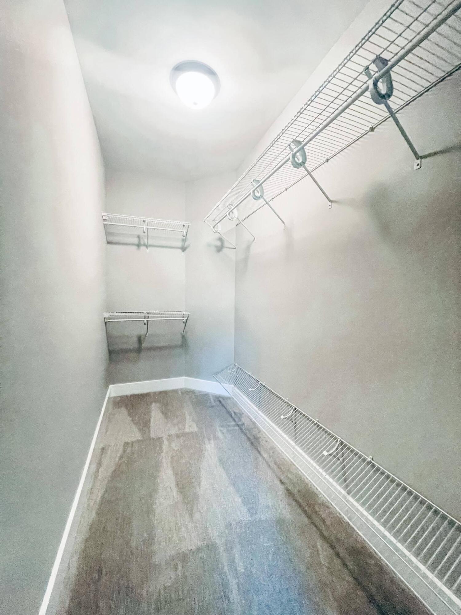 VALPARAISO PLAT 06 - Residential Lease