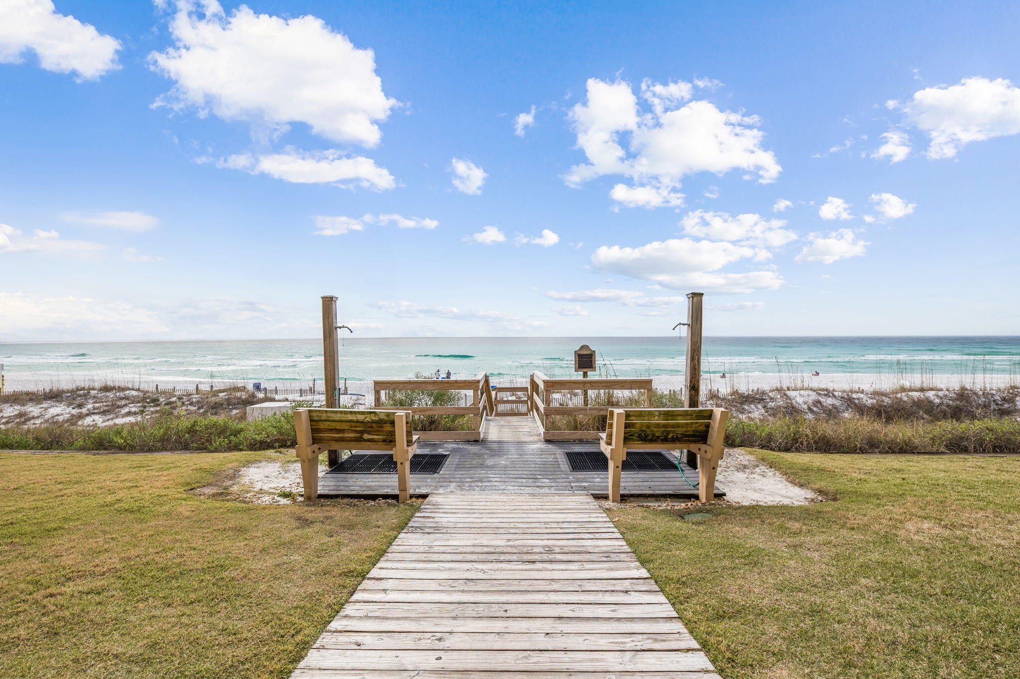 CRYSTAL VILLAS CONDO - Residential