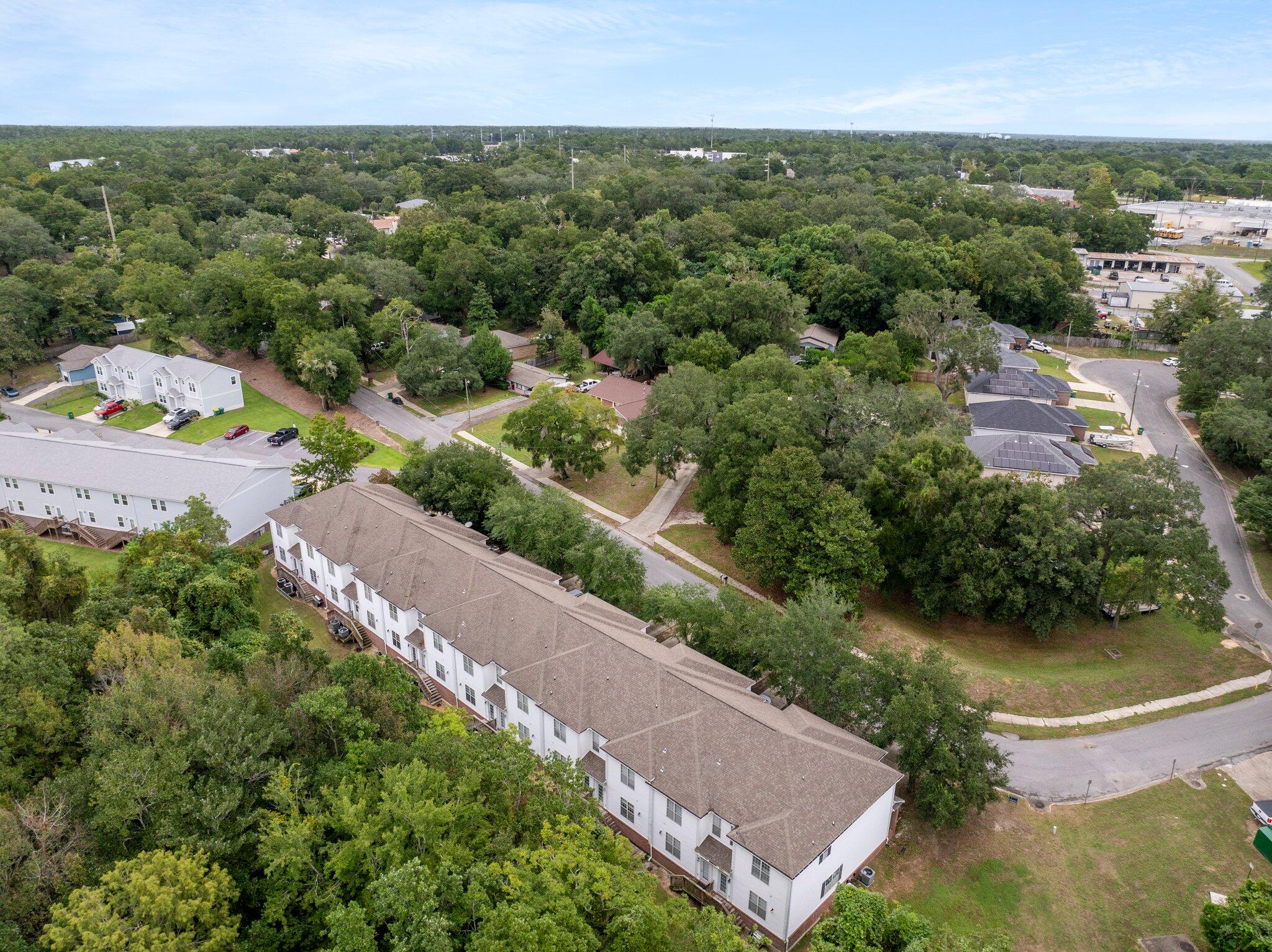 CROSS CREEK - Residential