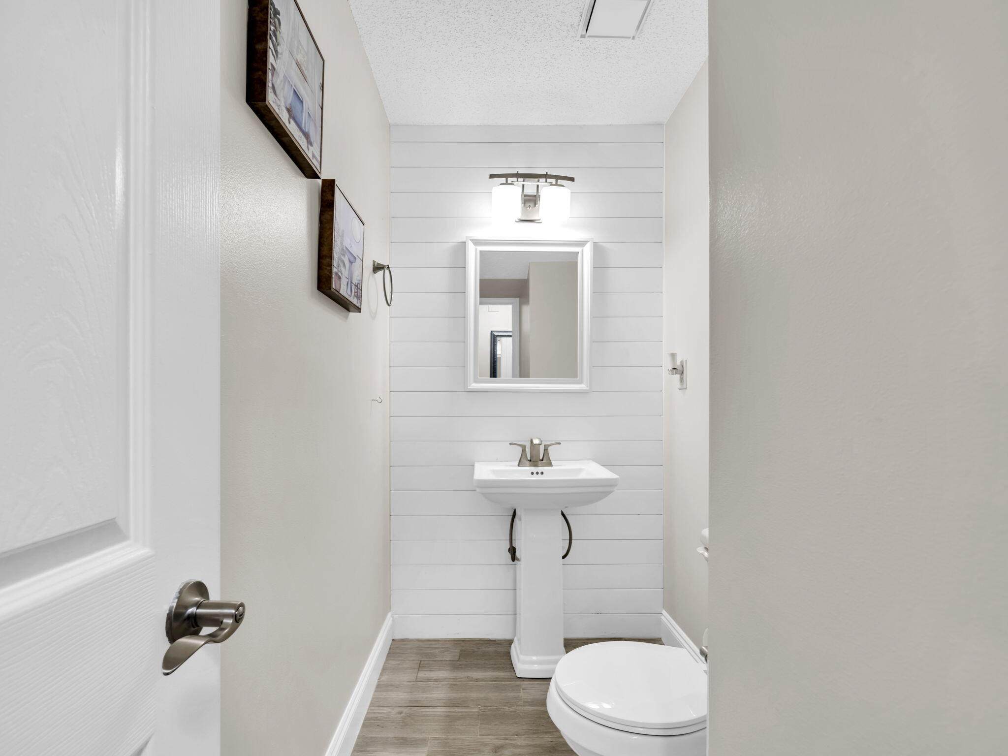 VICTORIA PK/QUAIL RN - Residential Lease