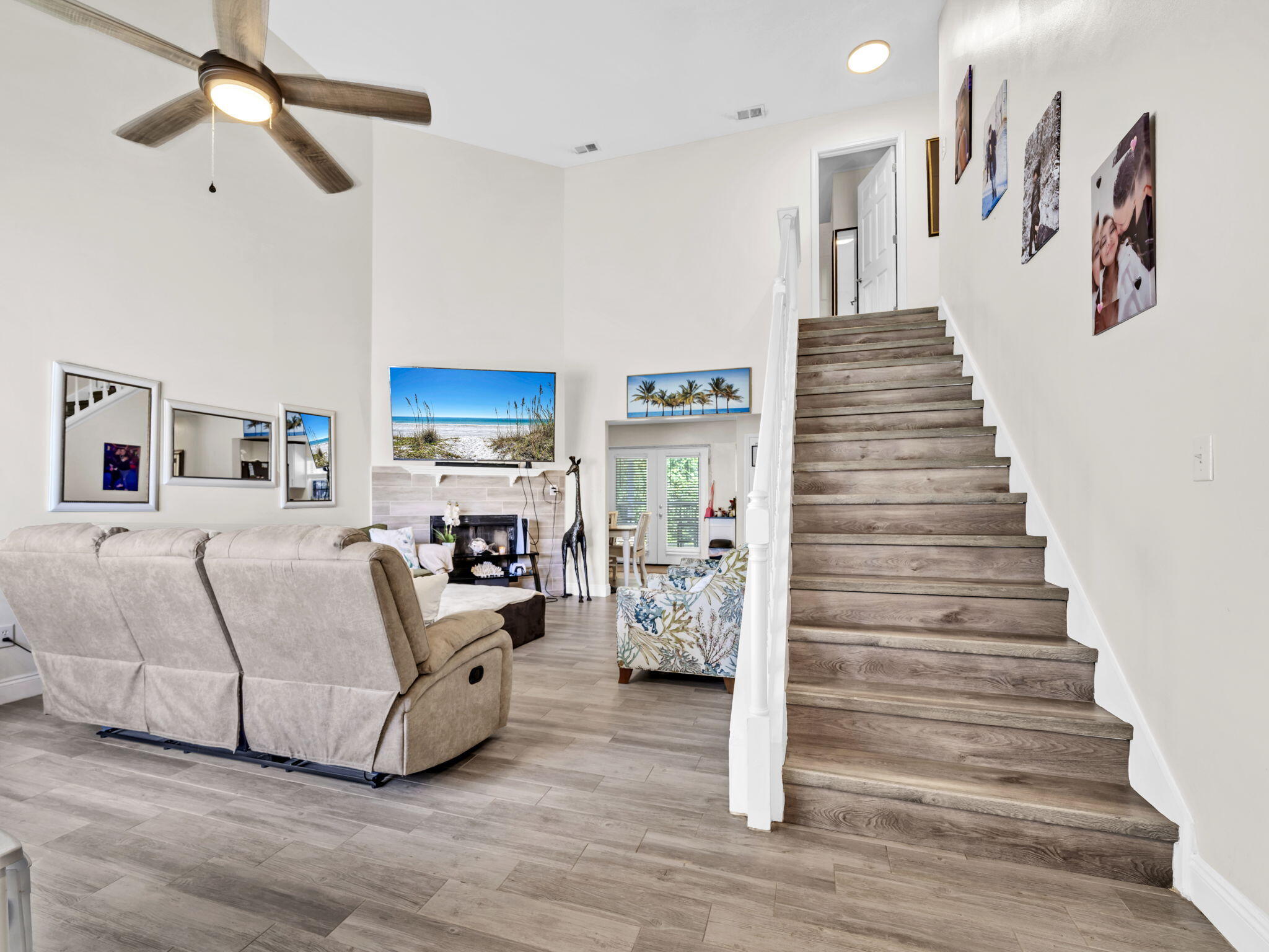 VICTORIA PK/QUAIL RN - Residential Lease
