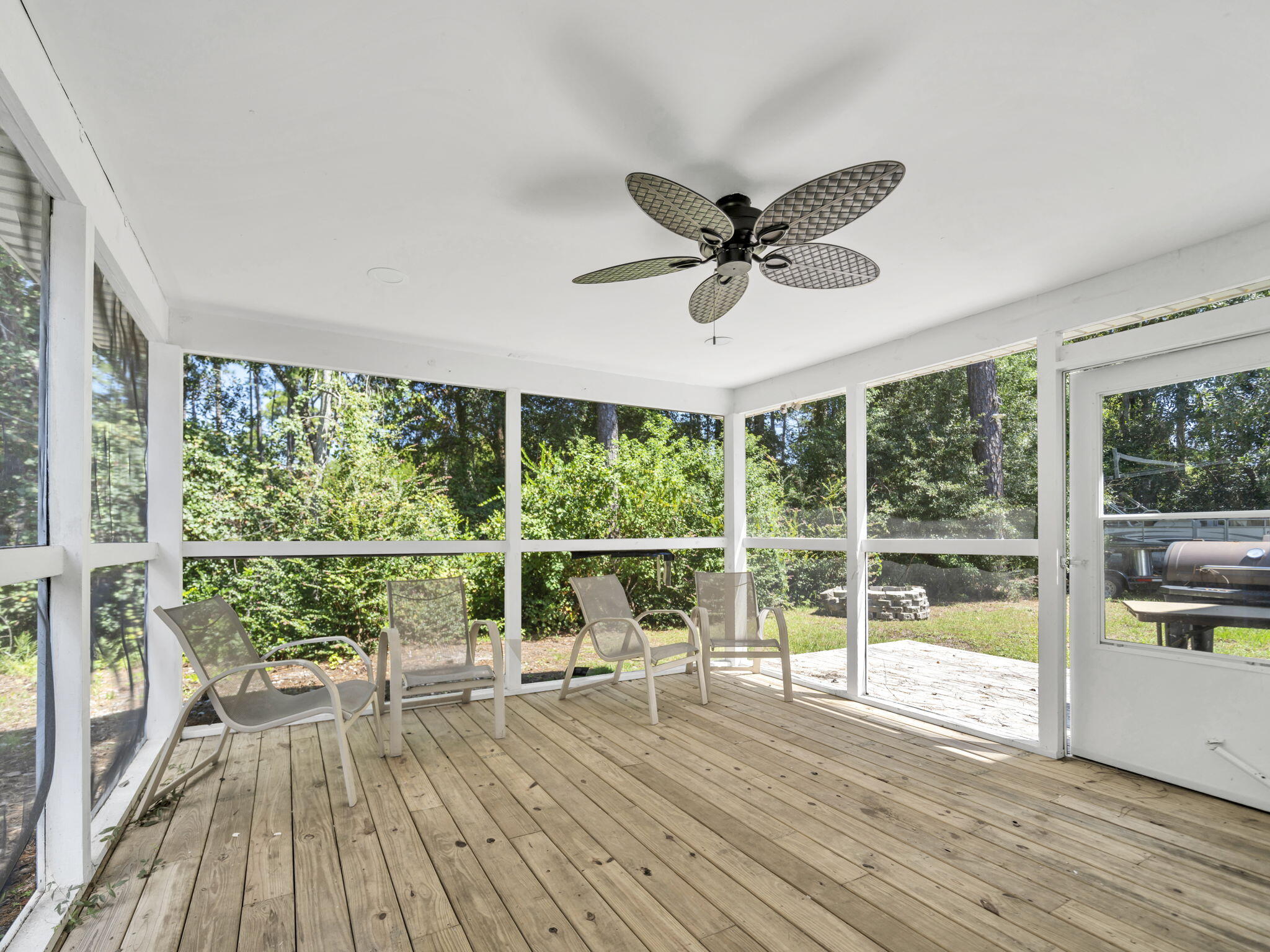 VICTORIA PK/QUAIL RN - Residential Lease