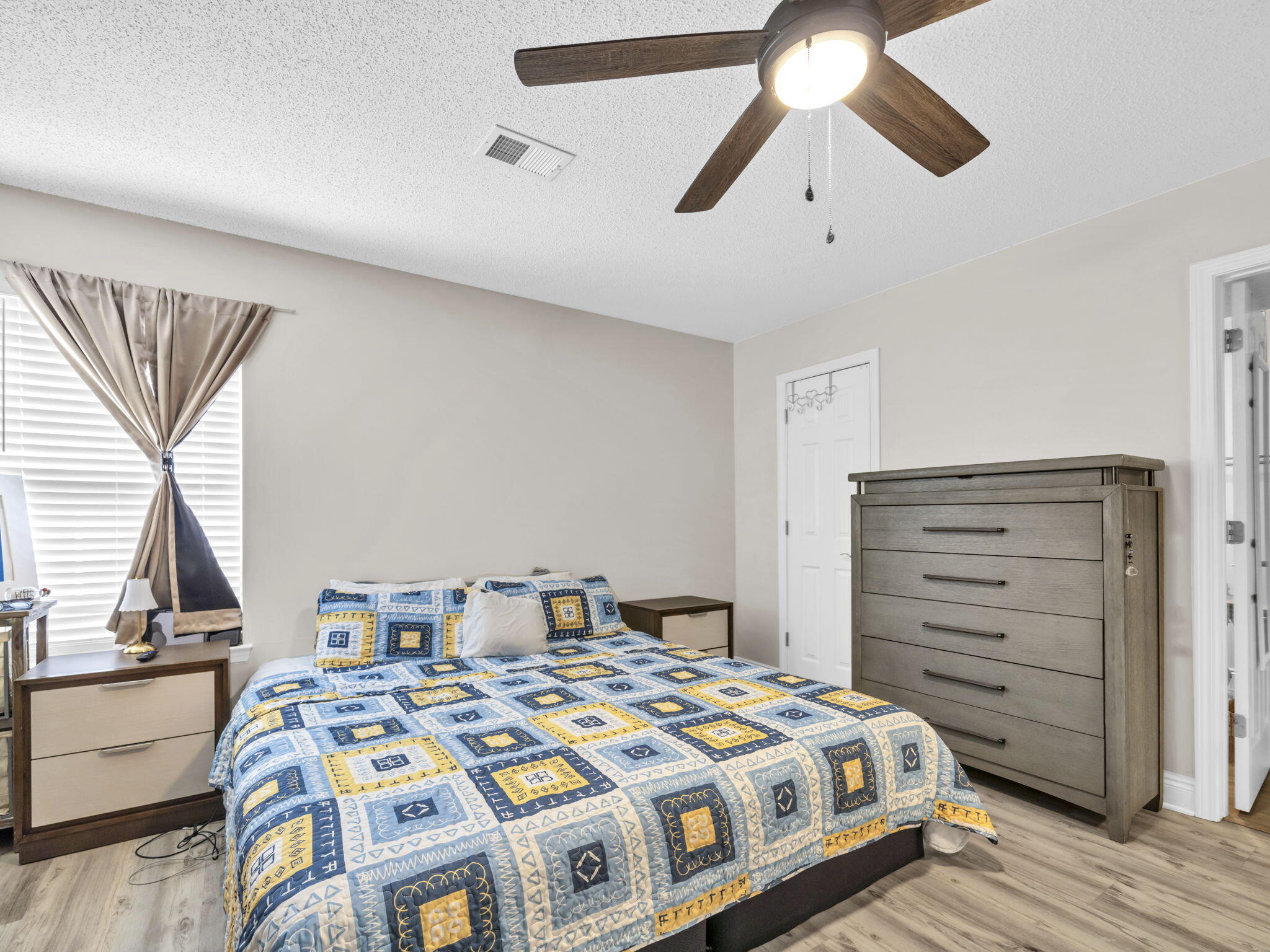 VICTORIA PK/QUAIL RN - Residential Lease