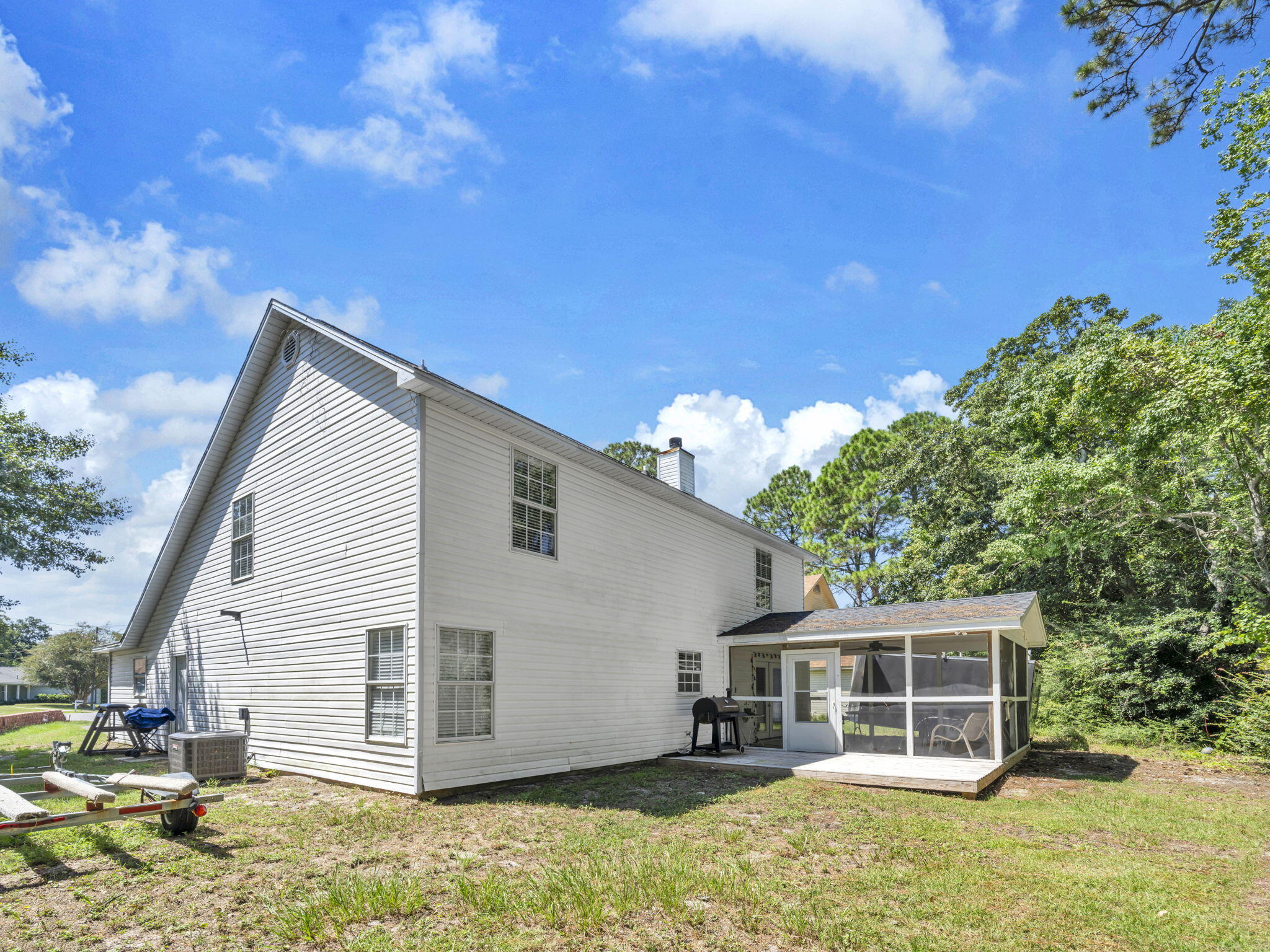 VICTORIA PK/QUAIL RN - Residential Lease