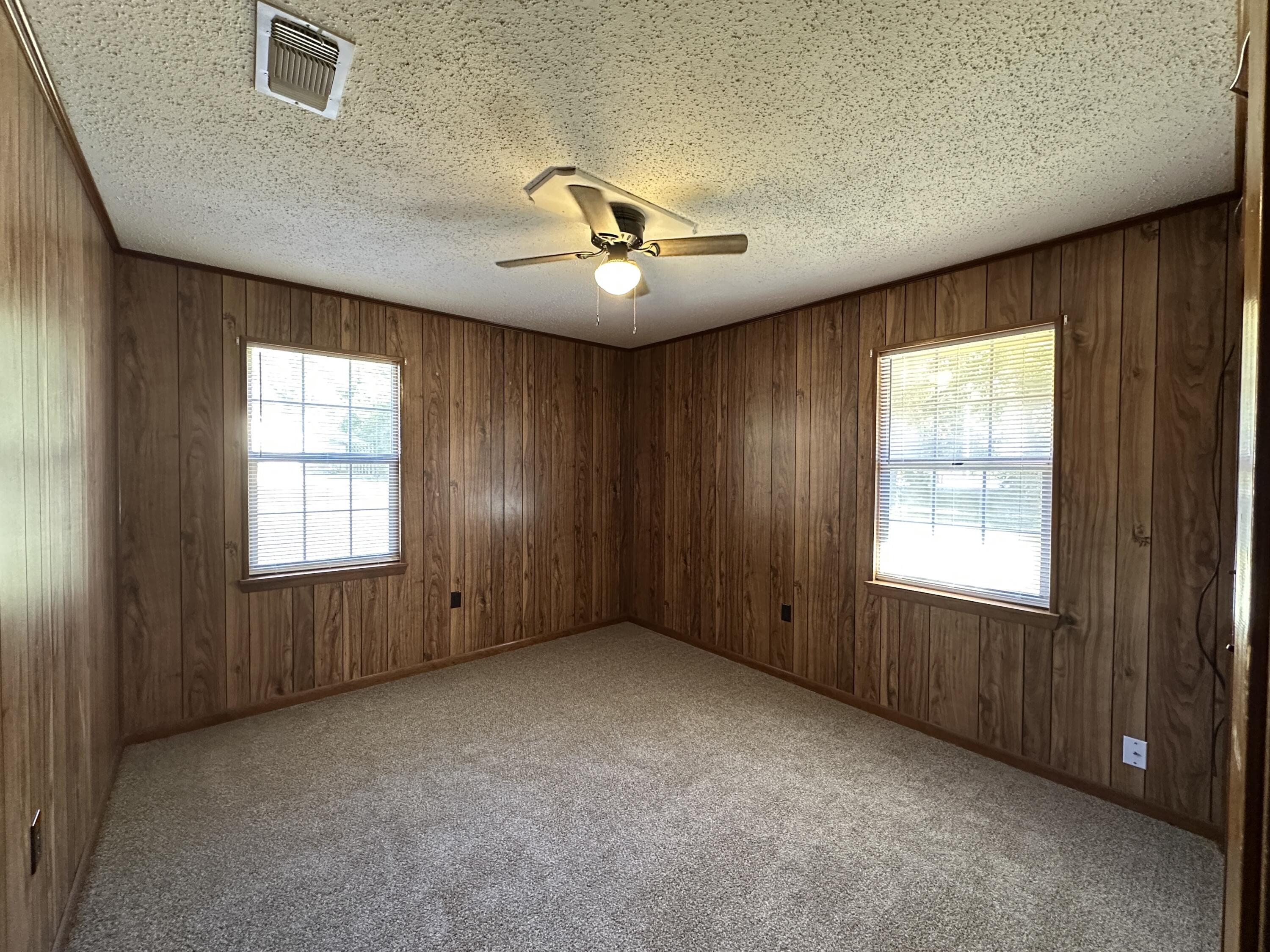 CRESTVIEW - Residential Lease