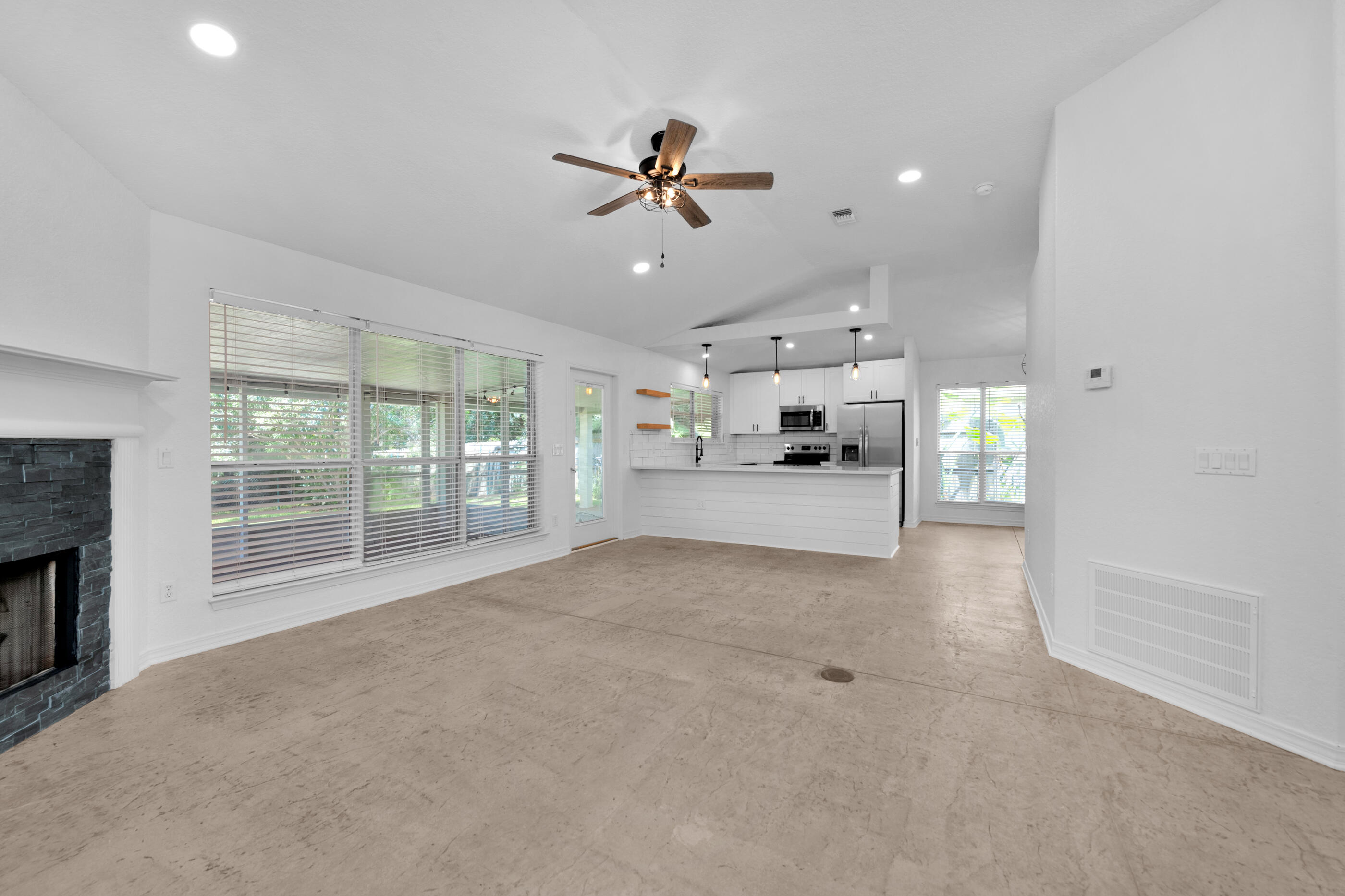 SHADOW LAKES - Residential