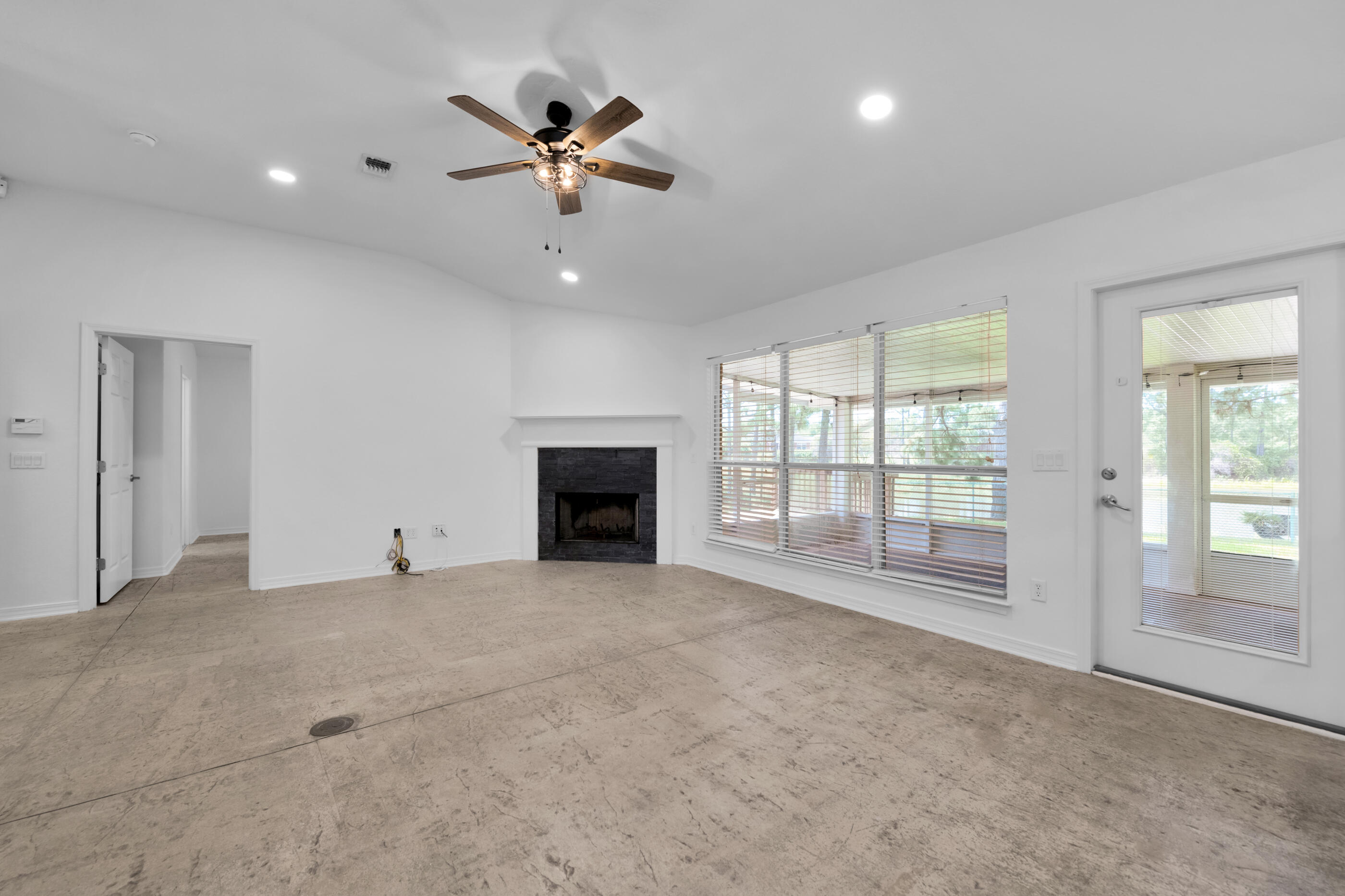 SHADOW LAKES - Residential
