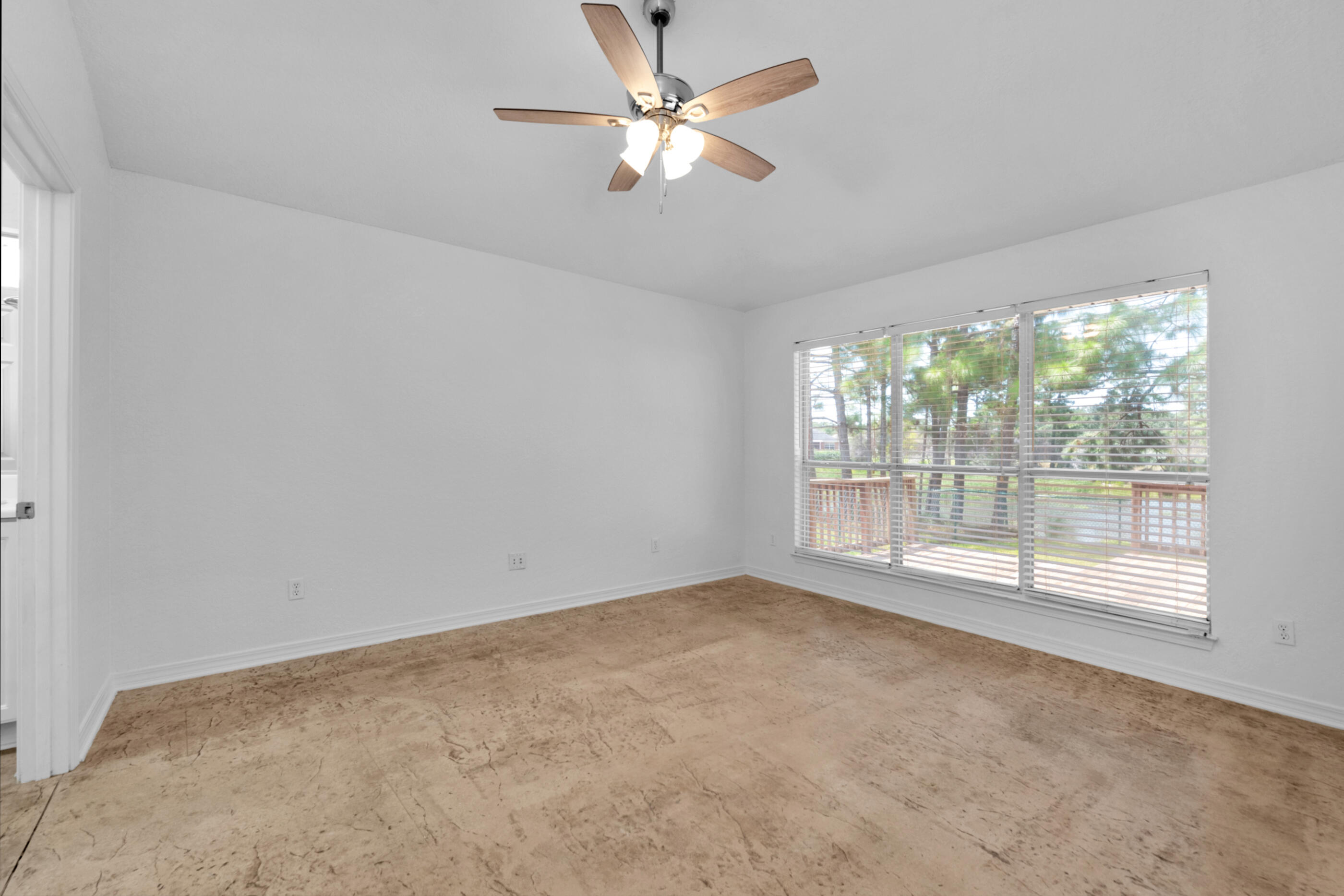 SHADOW LAKES - Residential