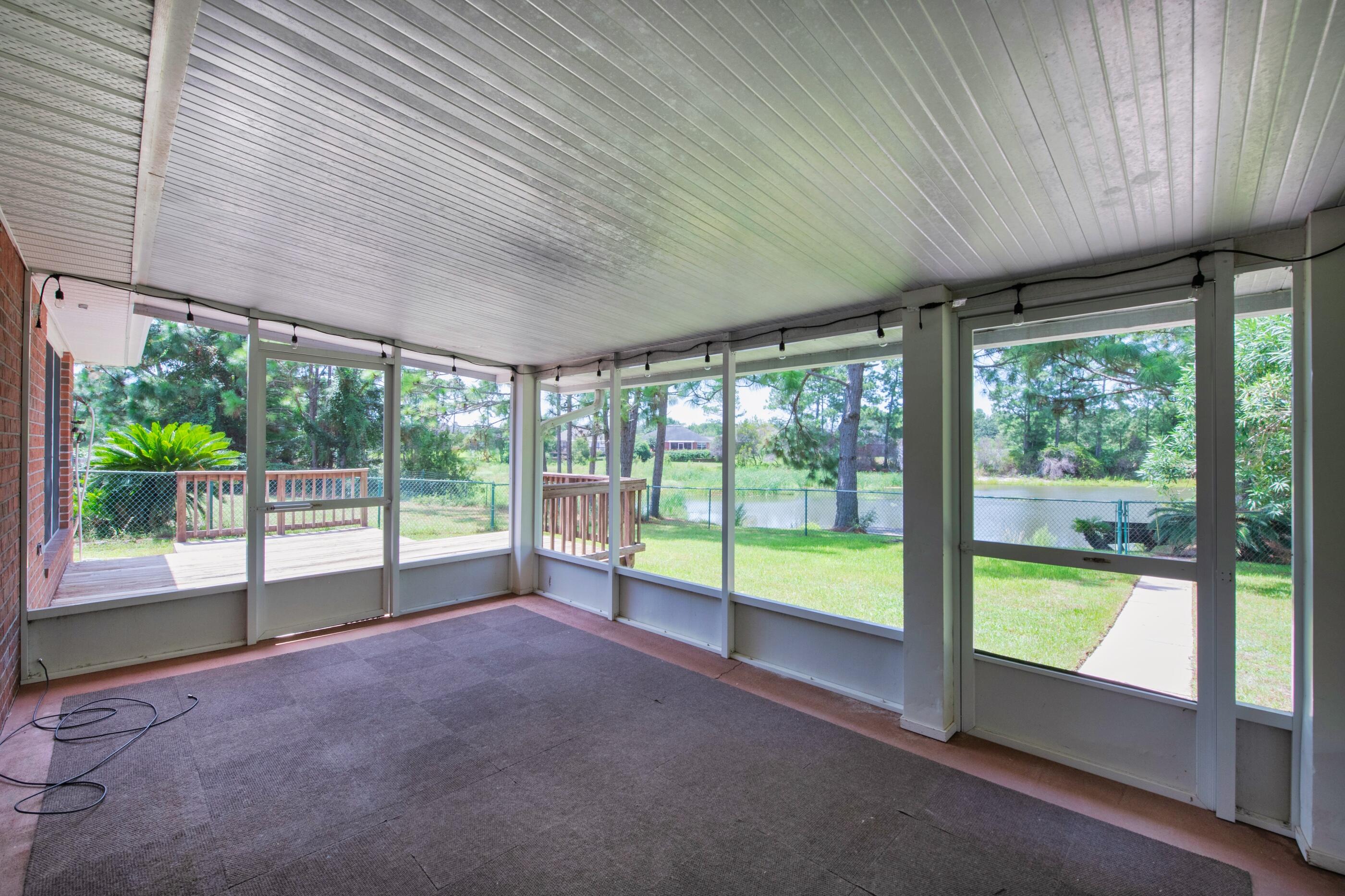 SHADOW LAKES - Residential