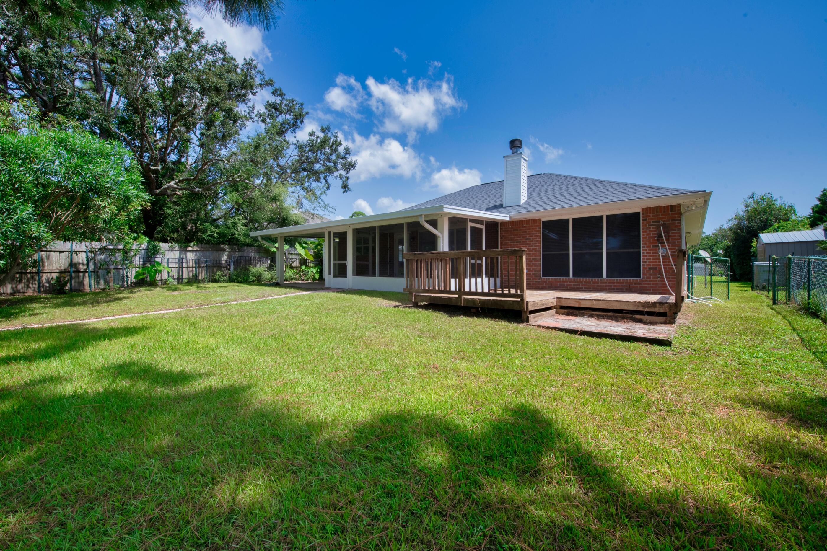 SHADOW LAKES - Residential