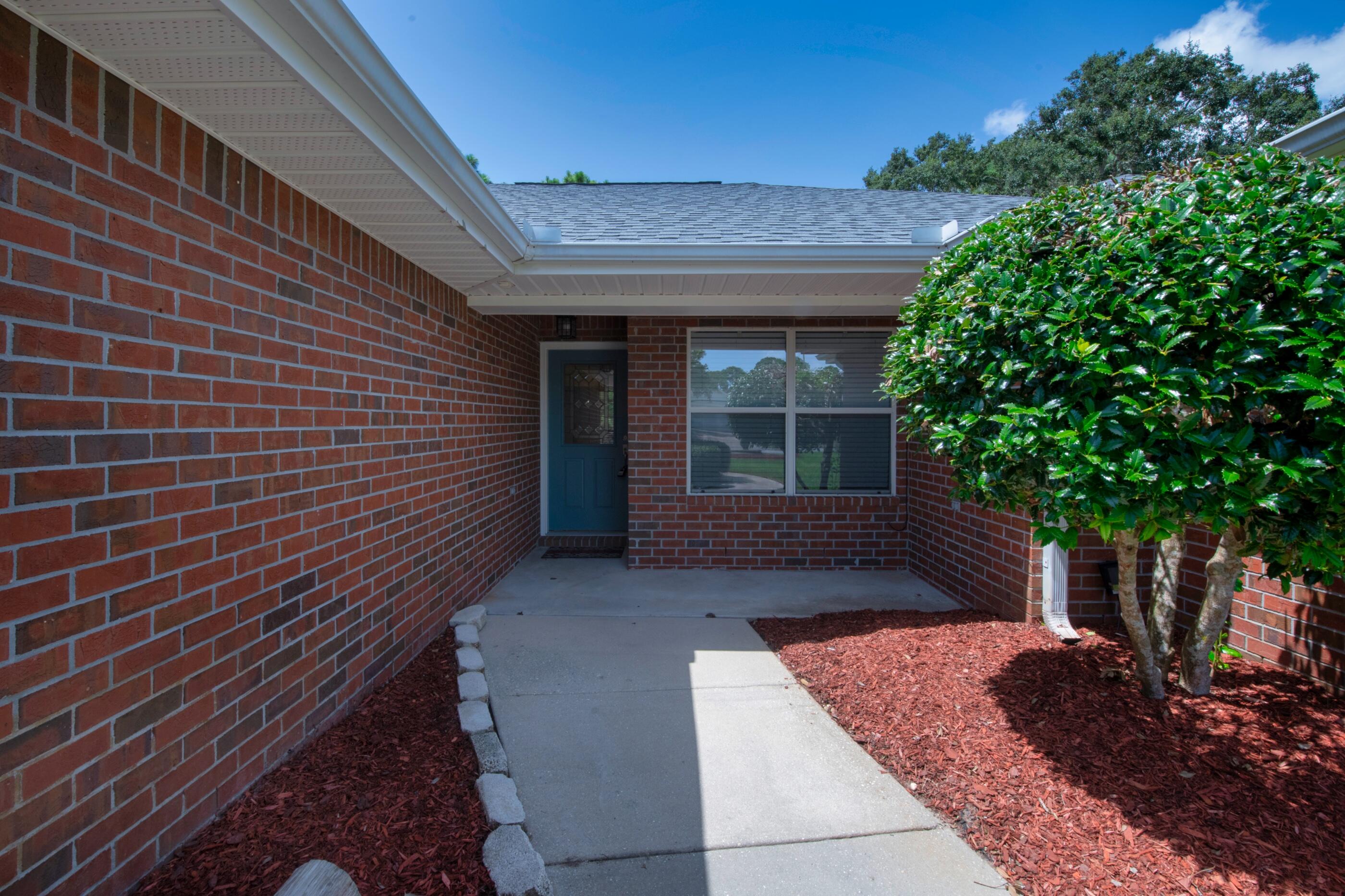 SHADOW LAKES - Residential