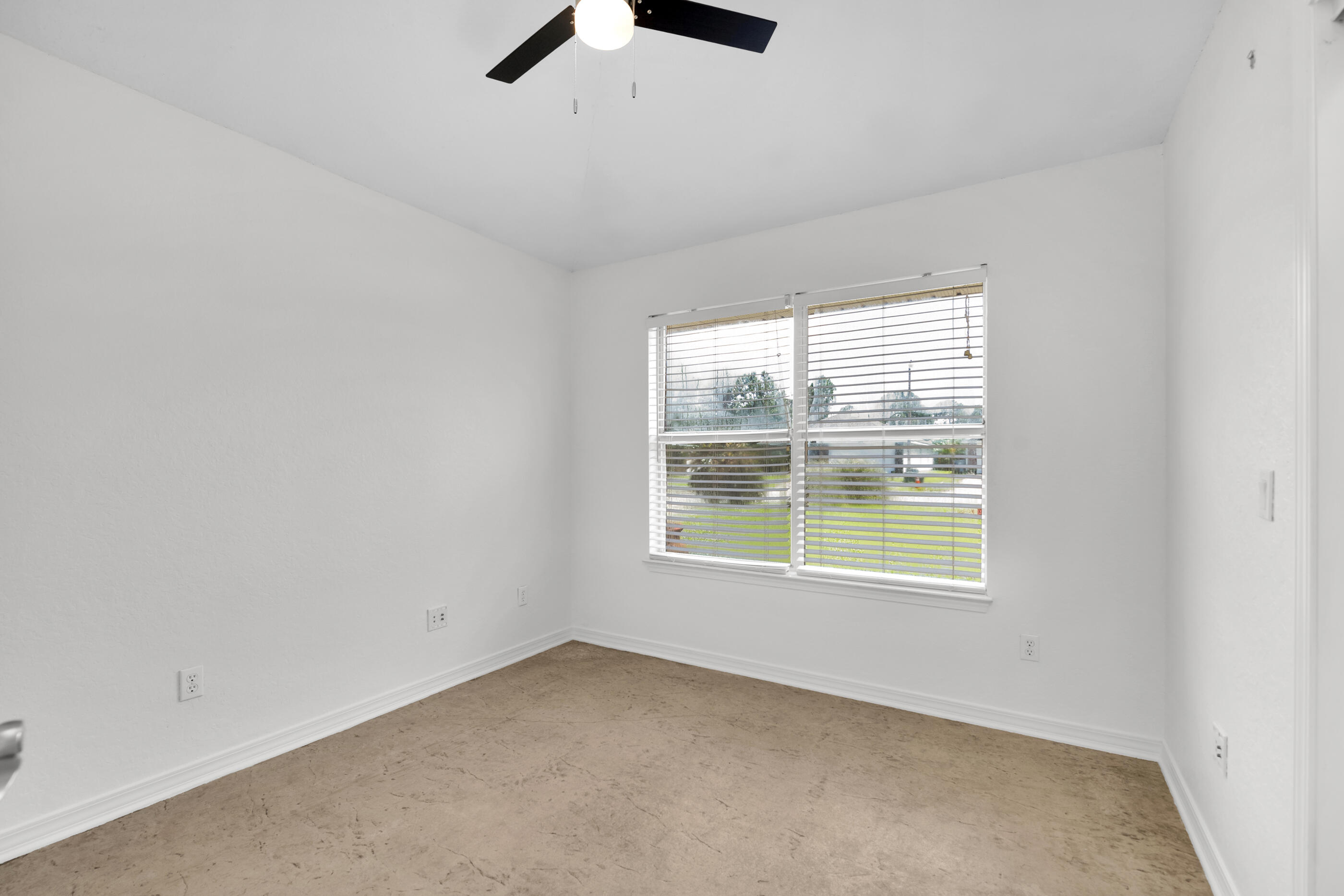 SHADOW LAKES - Residential