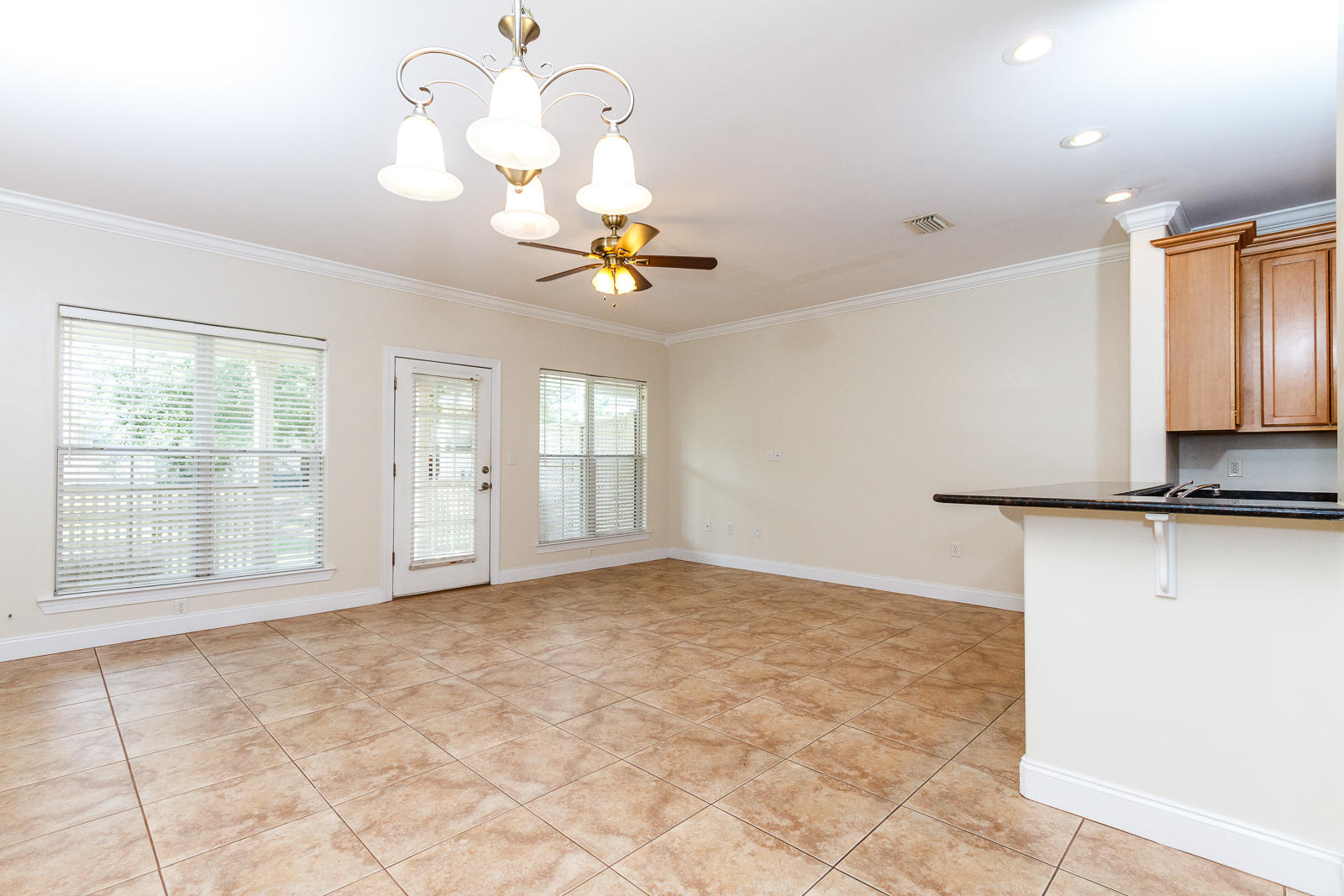 OLD BAY T/H - Residential