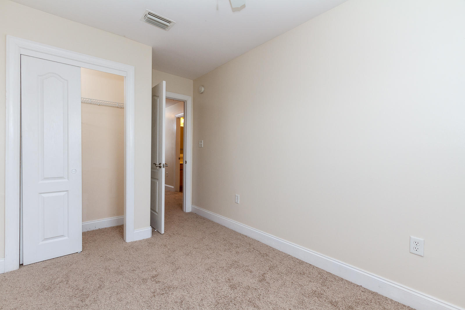 OLD BAY T/H - Residential