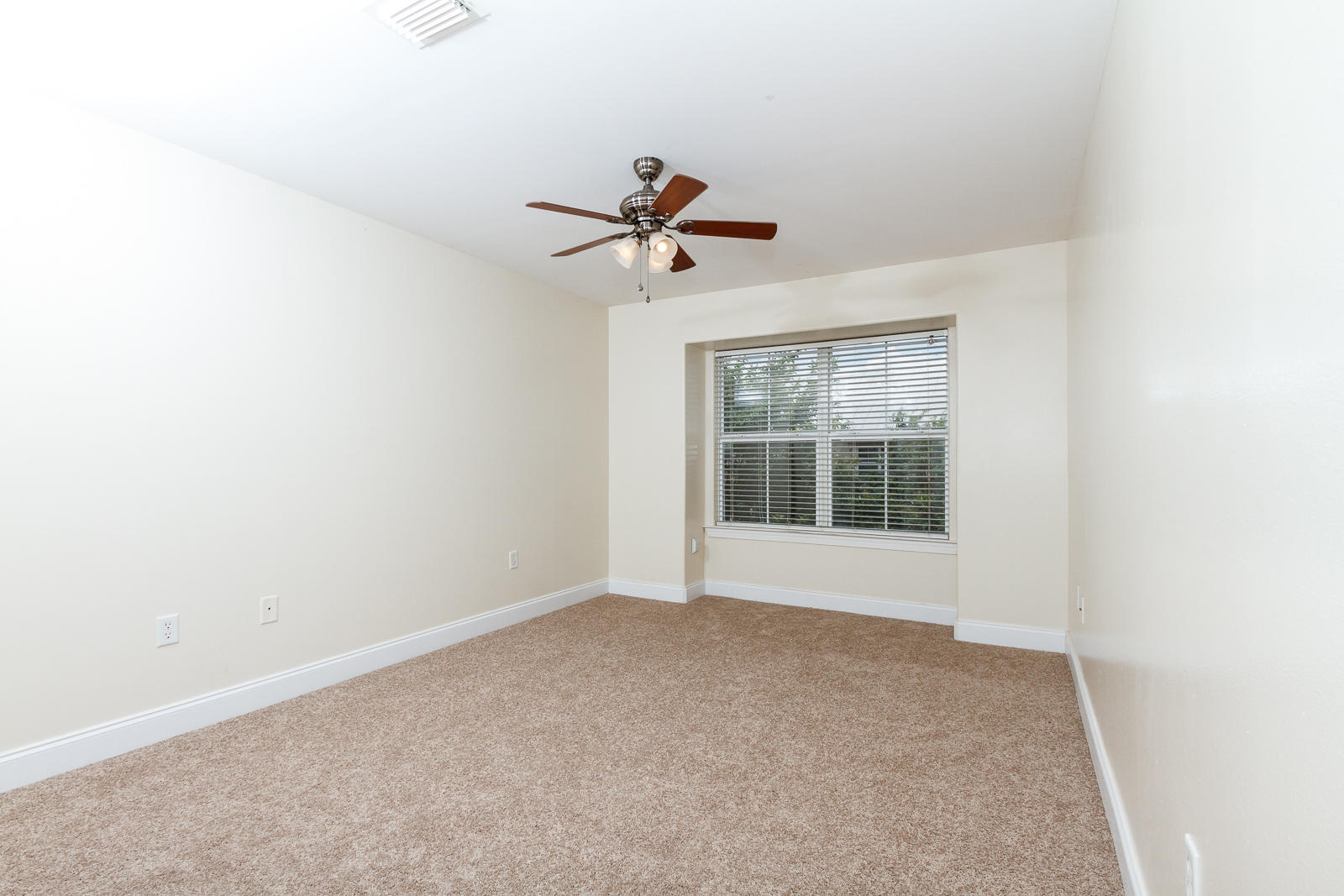 OLD BAY T/H - Residential