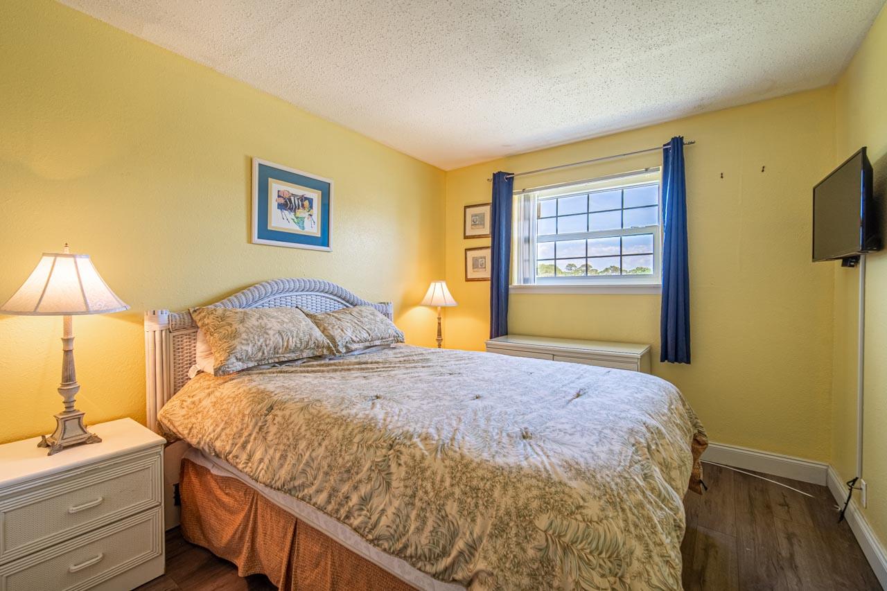 SEASCAPE CONDO GARDEN VILLA - Residential