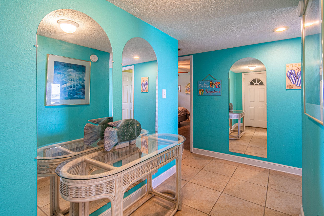 SEASCAPE CONDO GARDEN VILLA - Residential