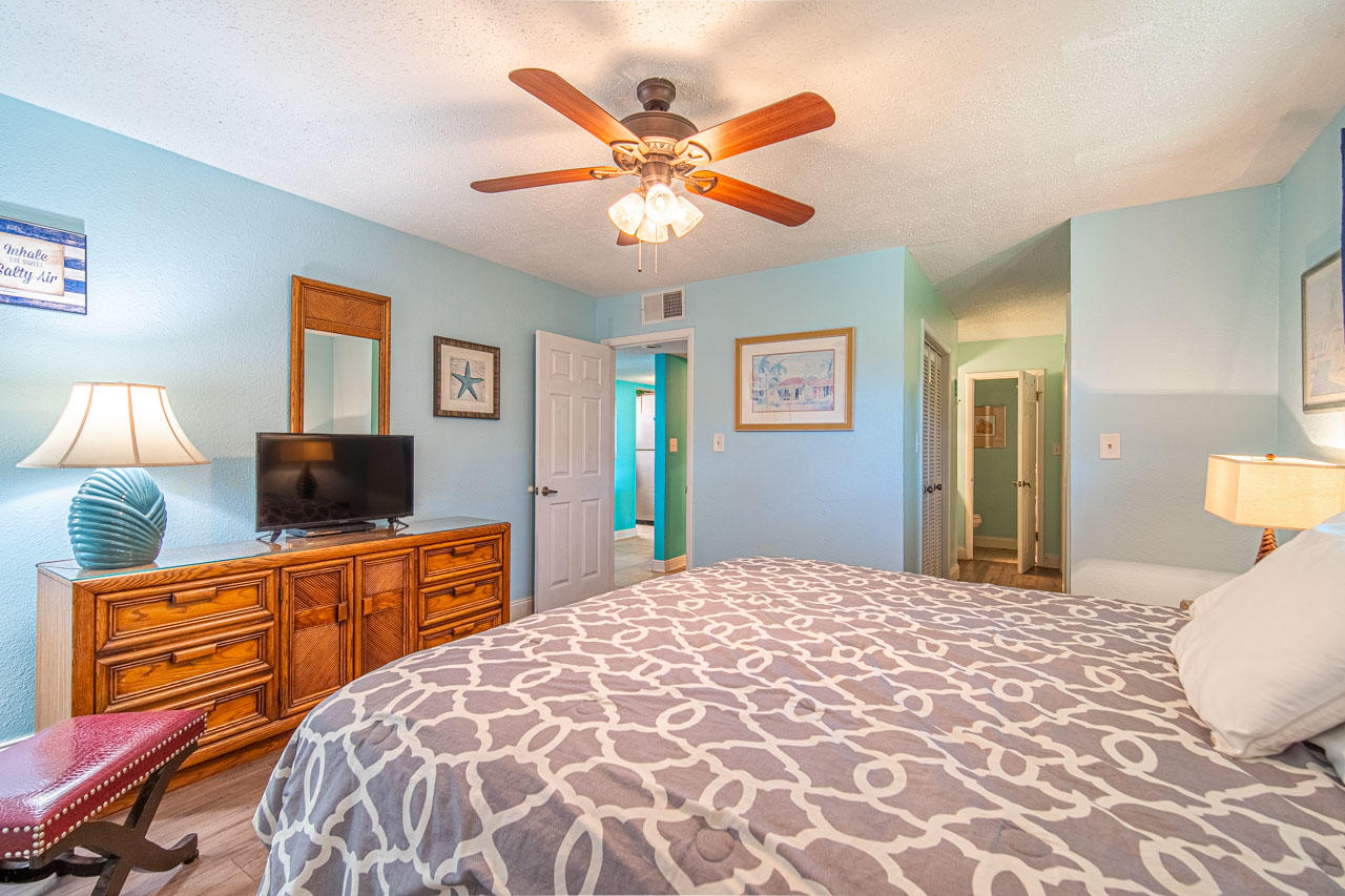 SEASCAPE CONDO GARDEN VILLA - Residential