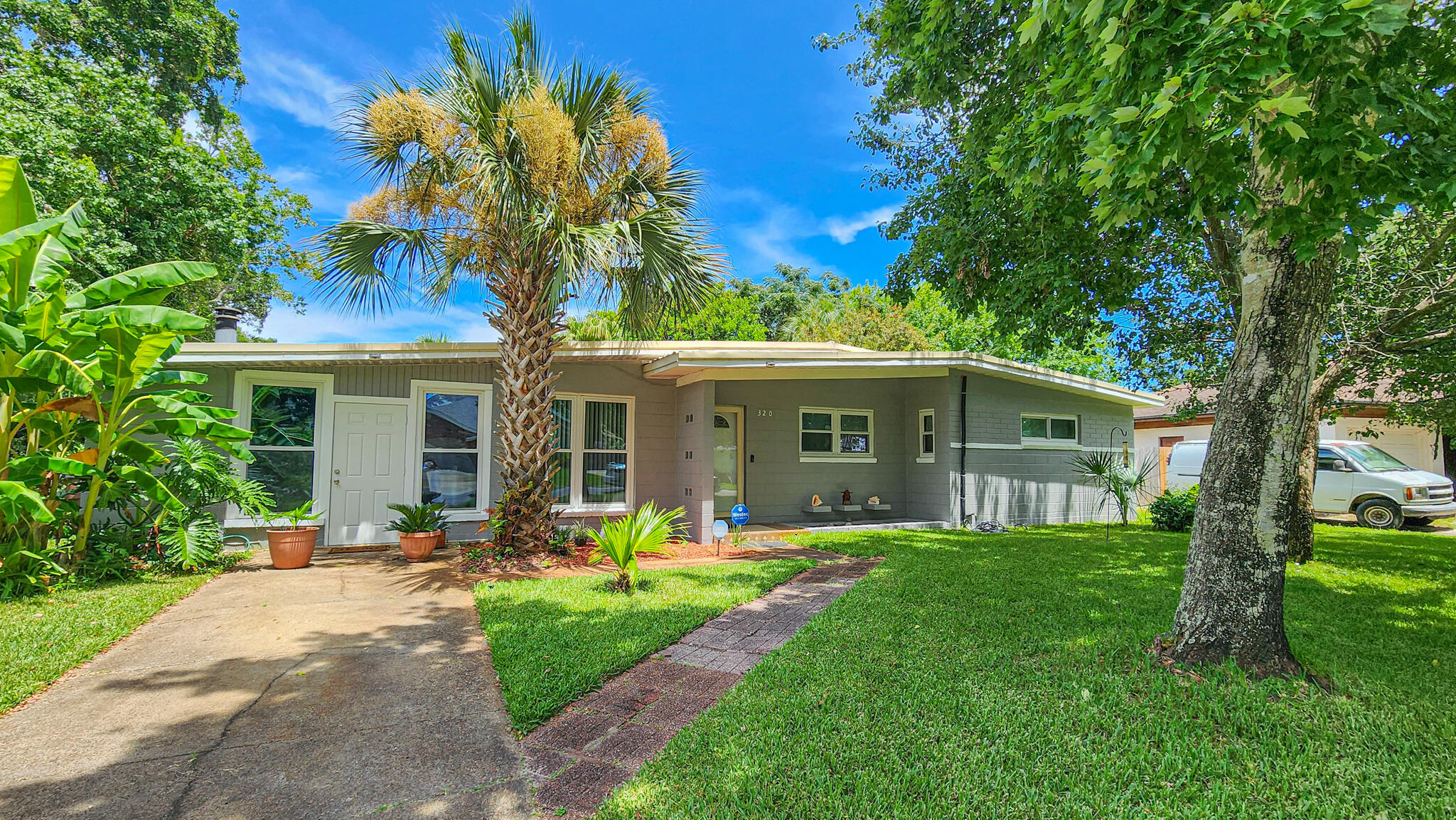 ELLIOTTS POINT 7TH ADDN - Residential
