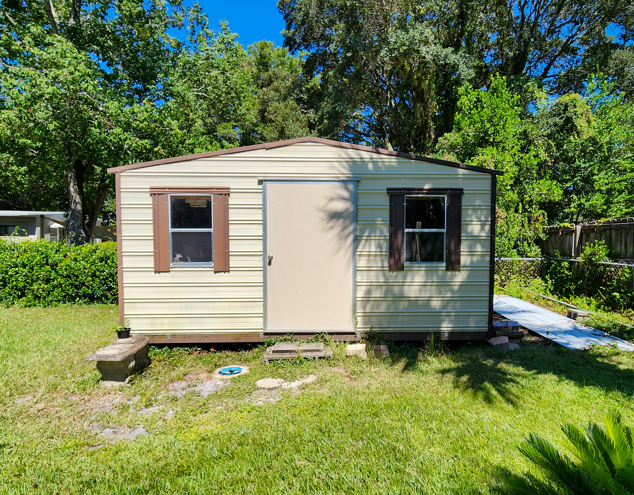 ELLIOTTS POINT 7TH ADDN - Residential