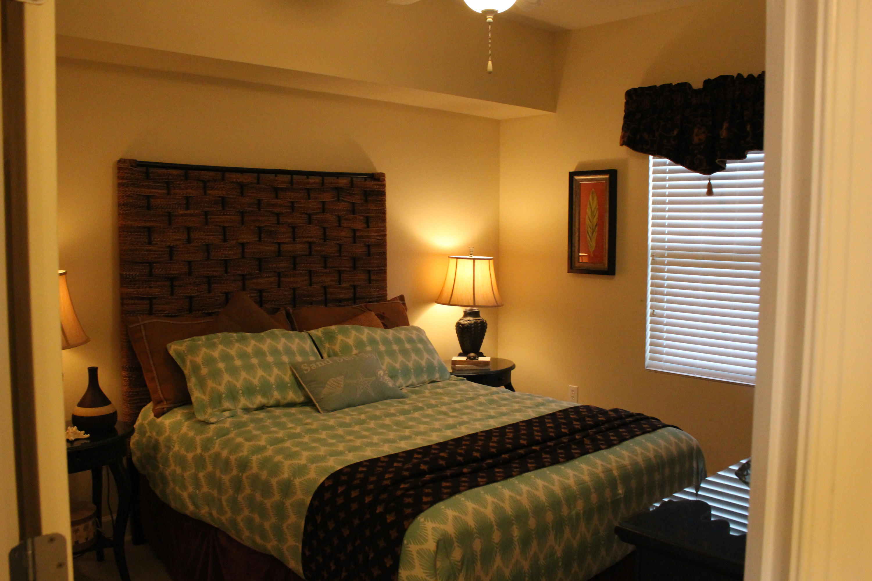 SUNRISE BEACH - Residential