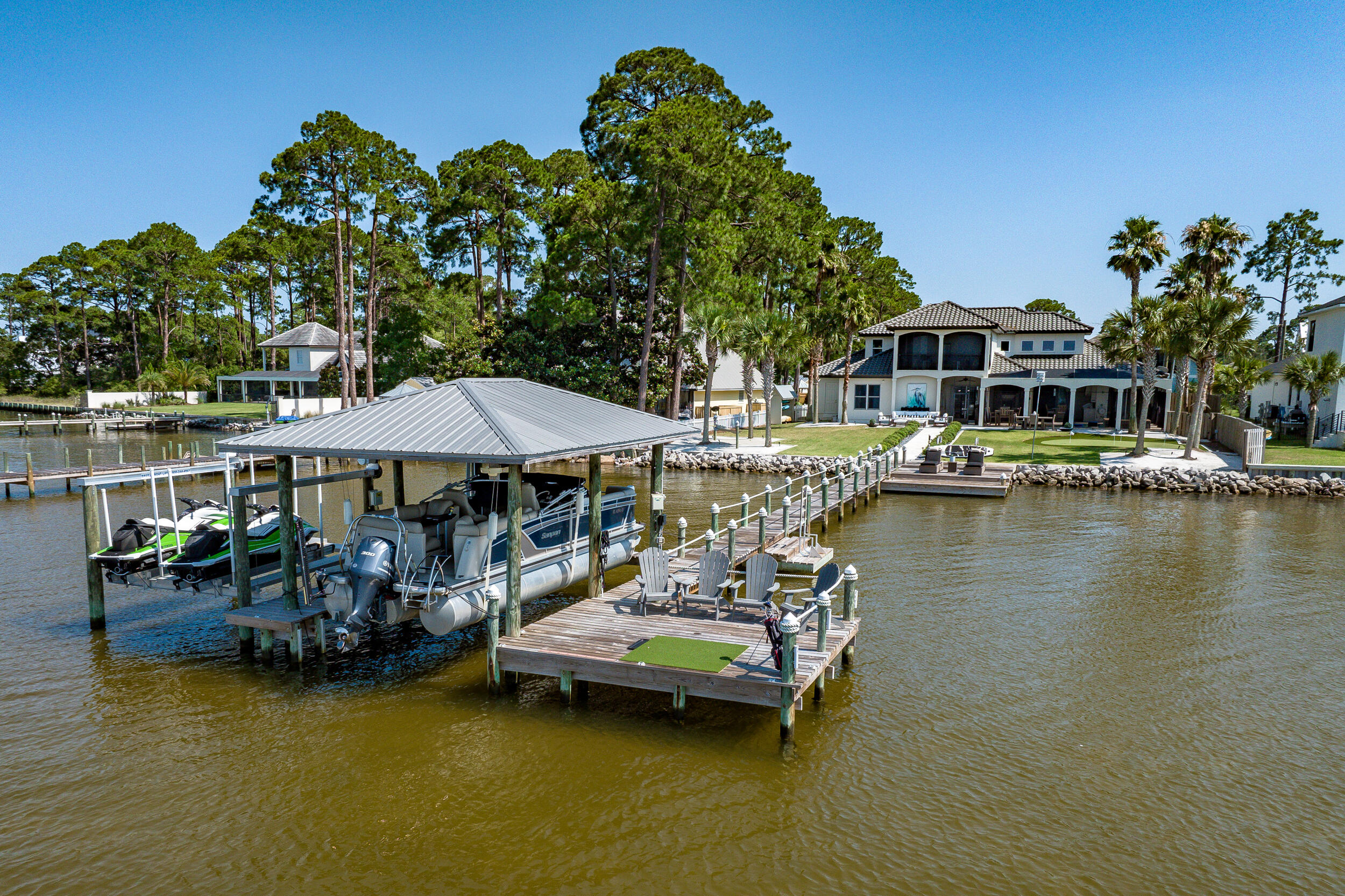 CREEKWATER BAY ESTATES UNREC - Residential