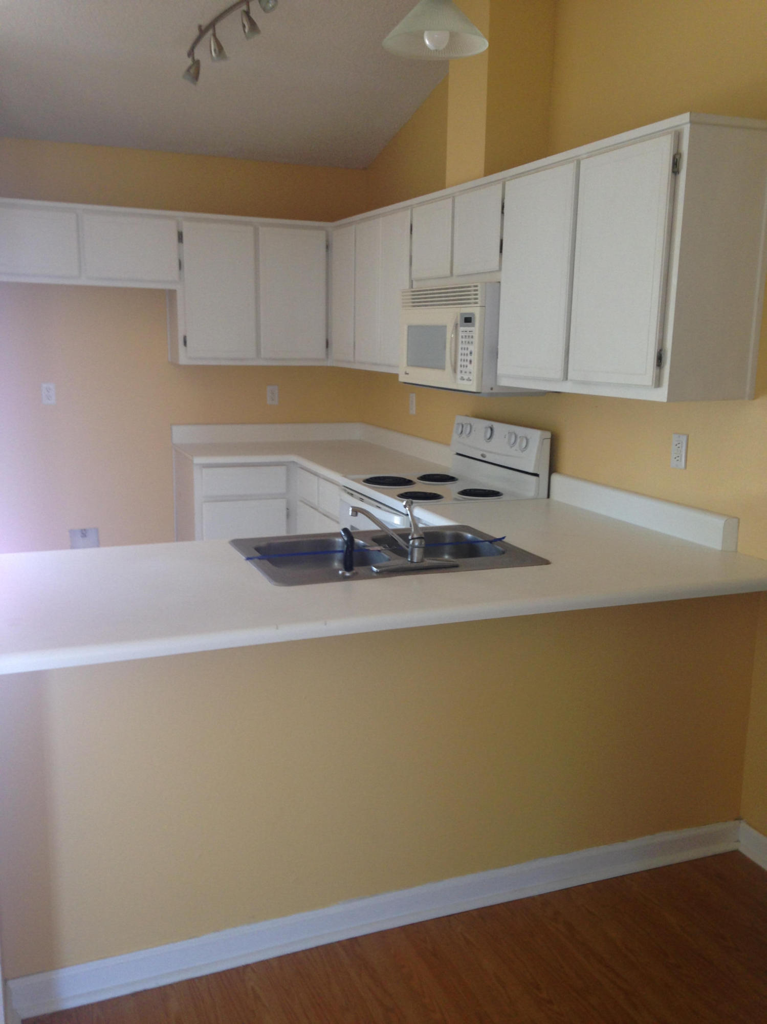 HOLLYROD PARK PH 2 - Residential