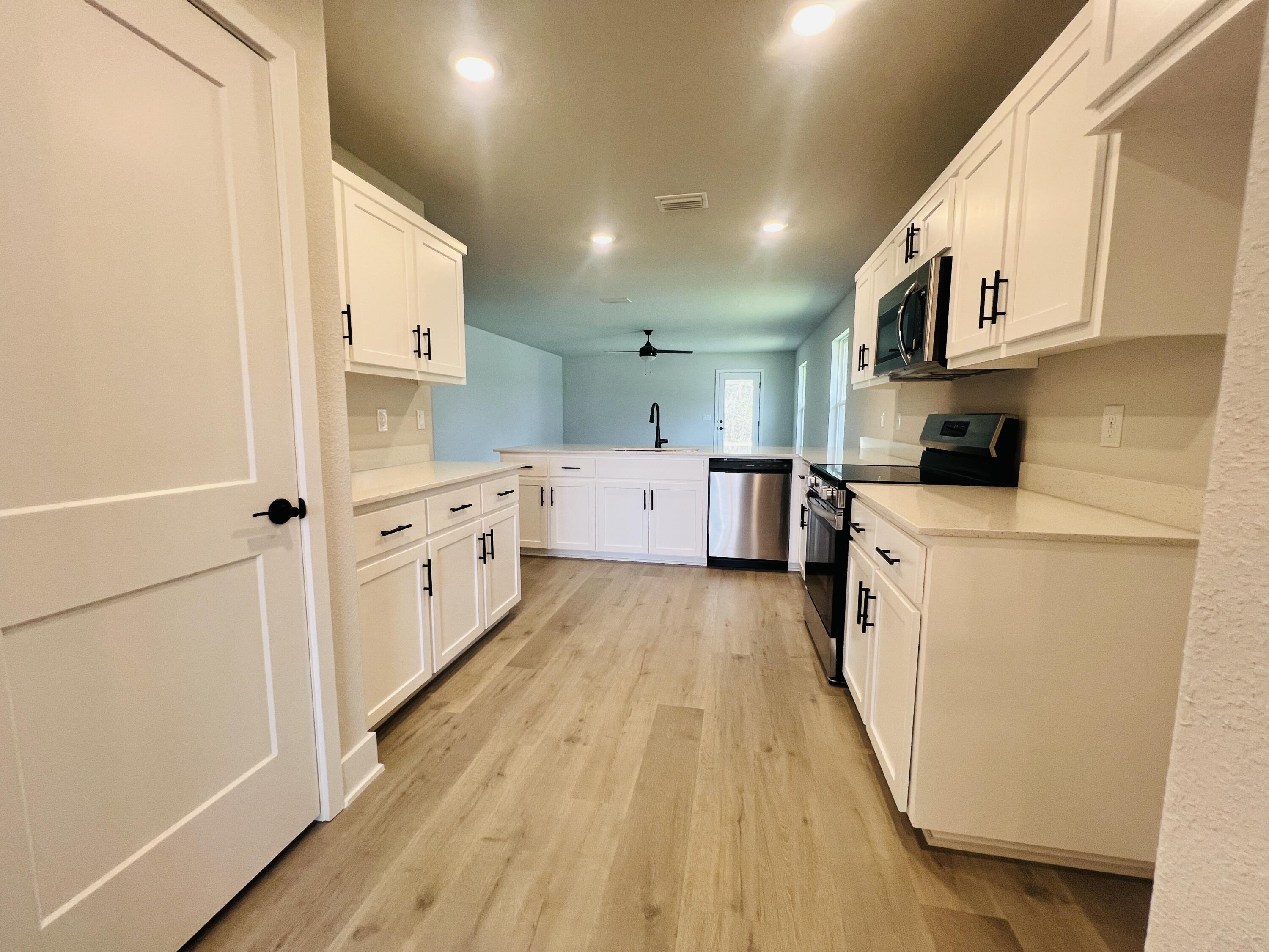 HIDDEN PINES PH 1 - Residential