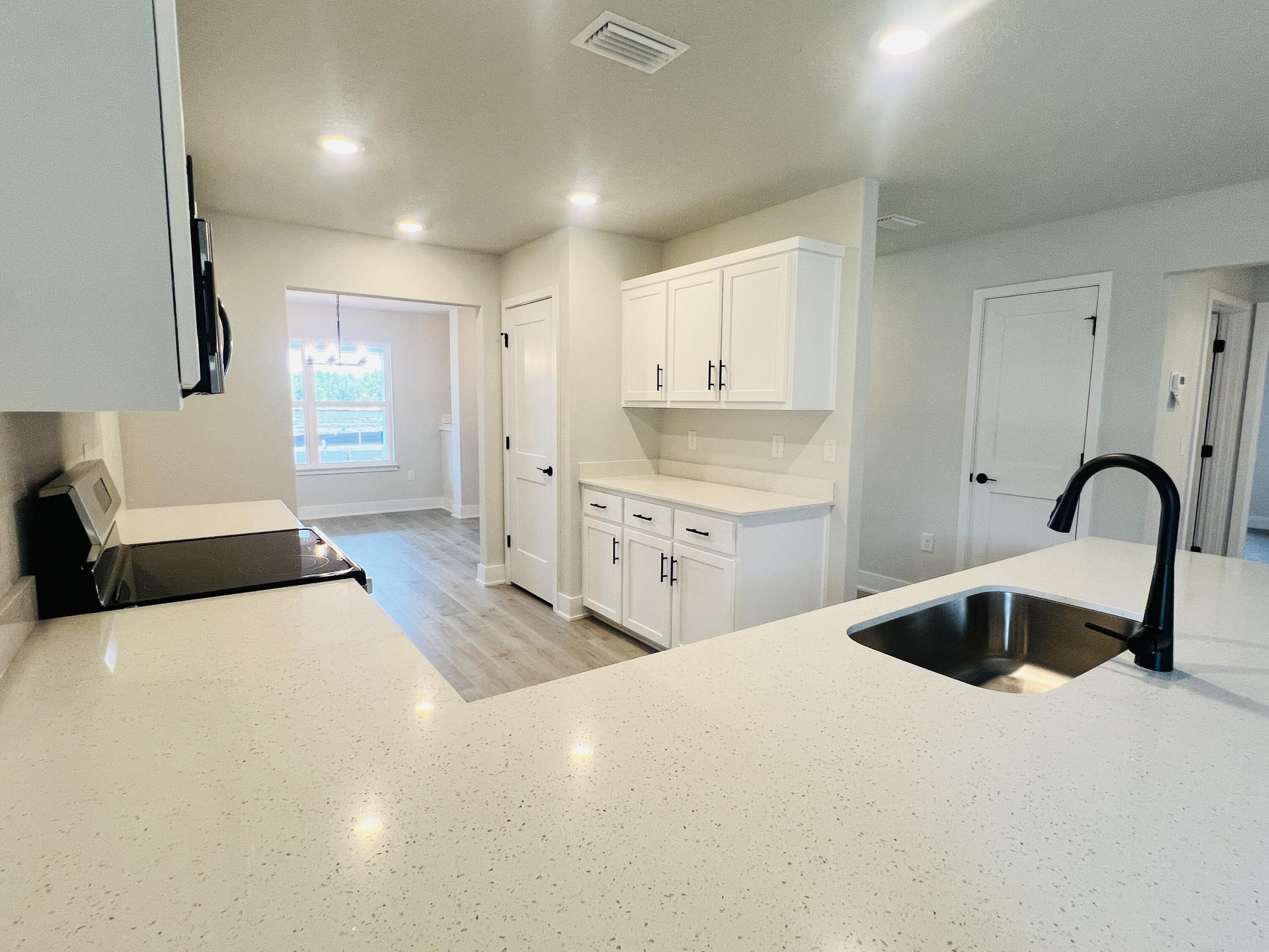 HIDDEN PINES PH 1 - Residential