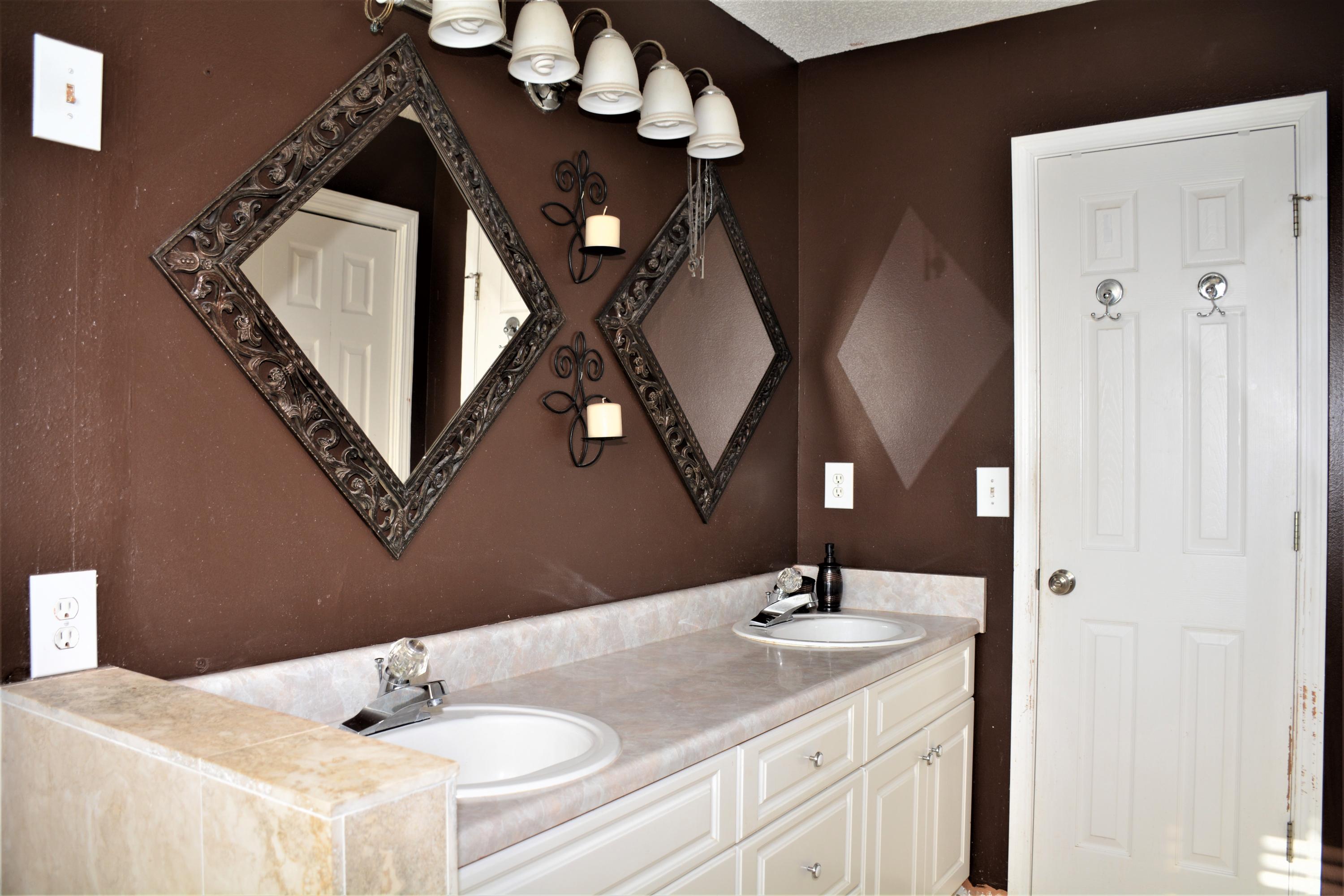 SOUTHERN PINES - Residential