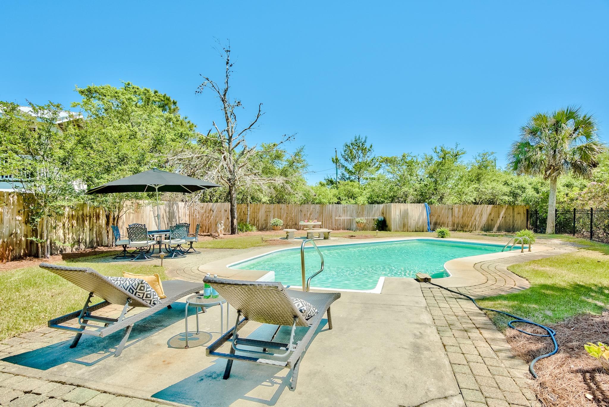 EASTERN LAKE ESTATES - Residential