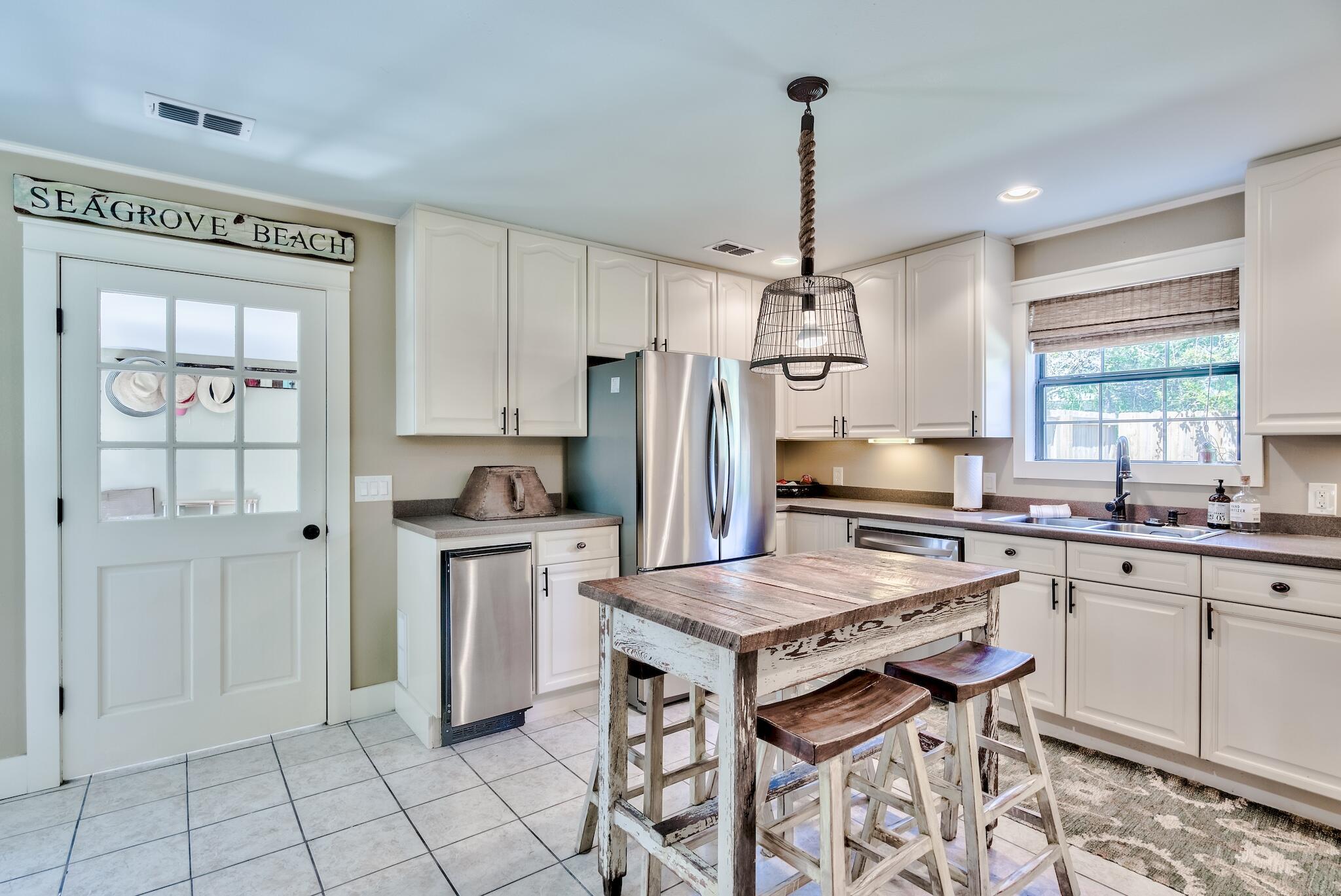 EASTERN LAKE ESTATES - Residential