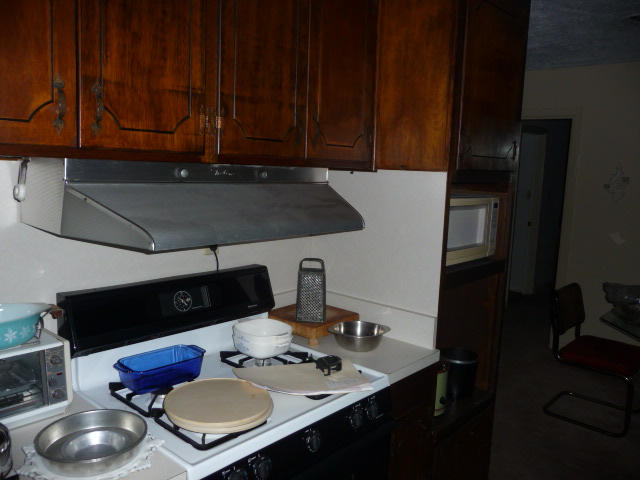 GREY MOSS POINT S/D LOT 6 BLK 6 - Residential