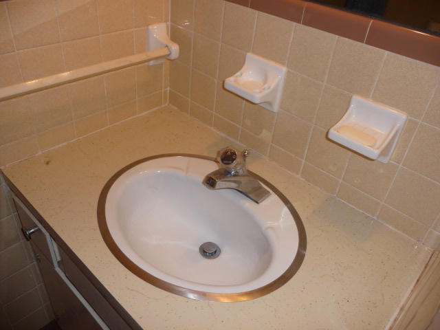 GREY MOSS POINT S/D LOT 6 BLK 6 - Residential