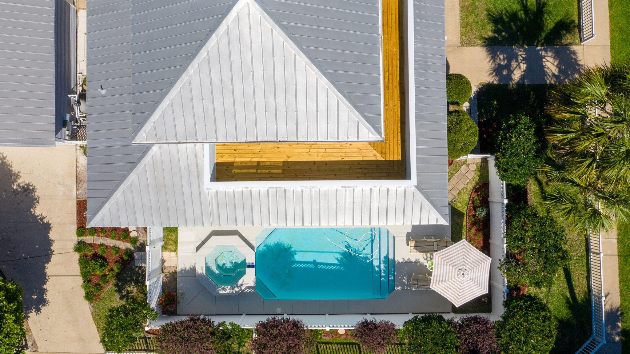 CRYSTAL BEACH - Residential