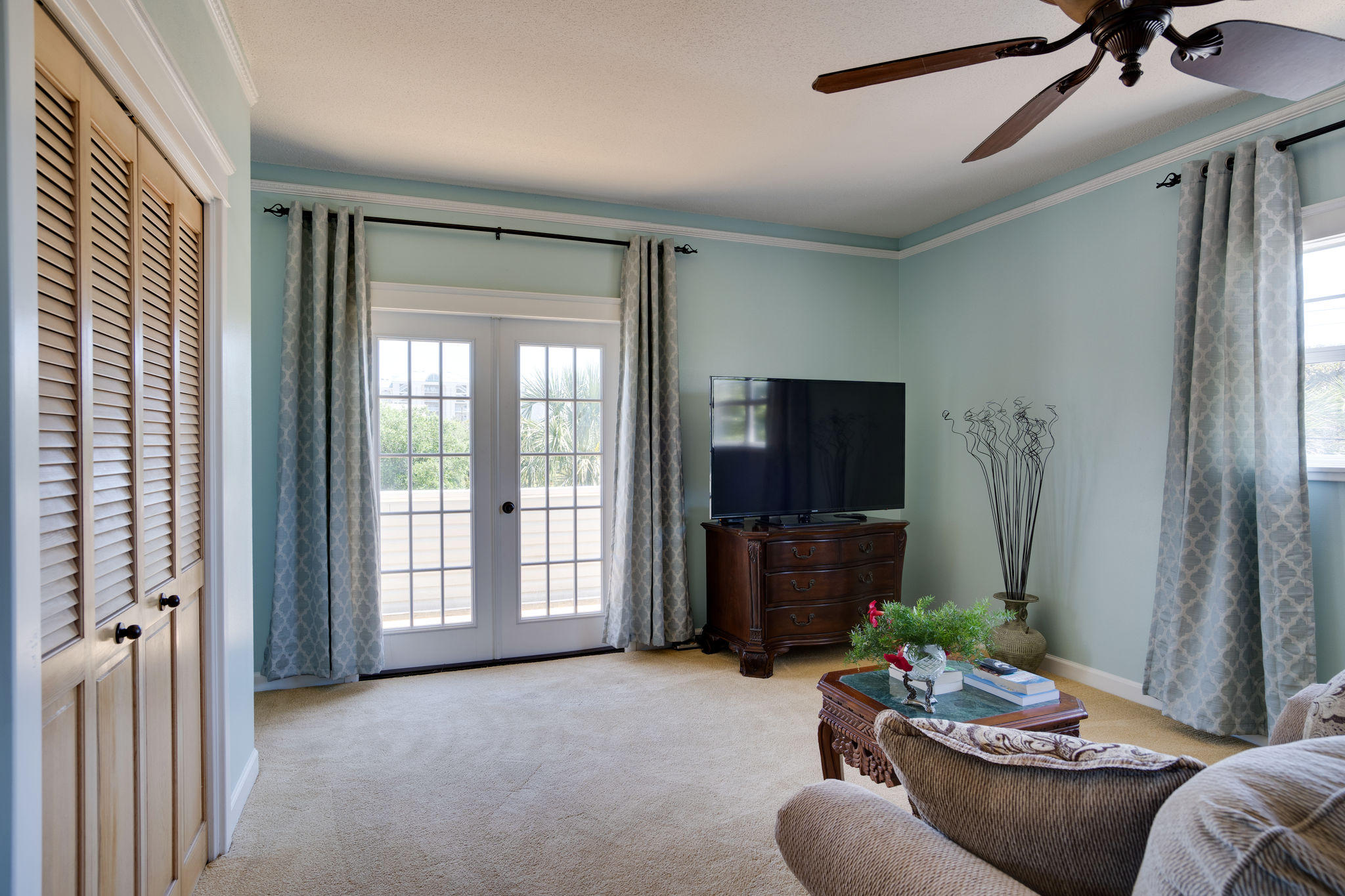 CRYSTAL BEACH - Residential