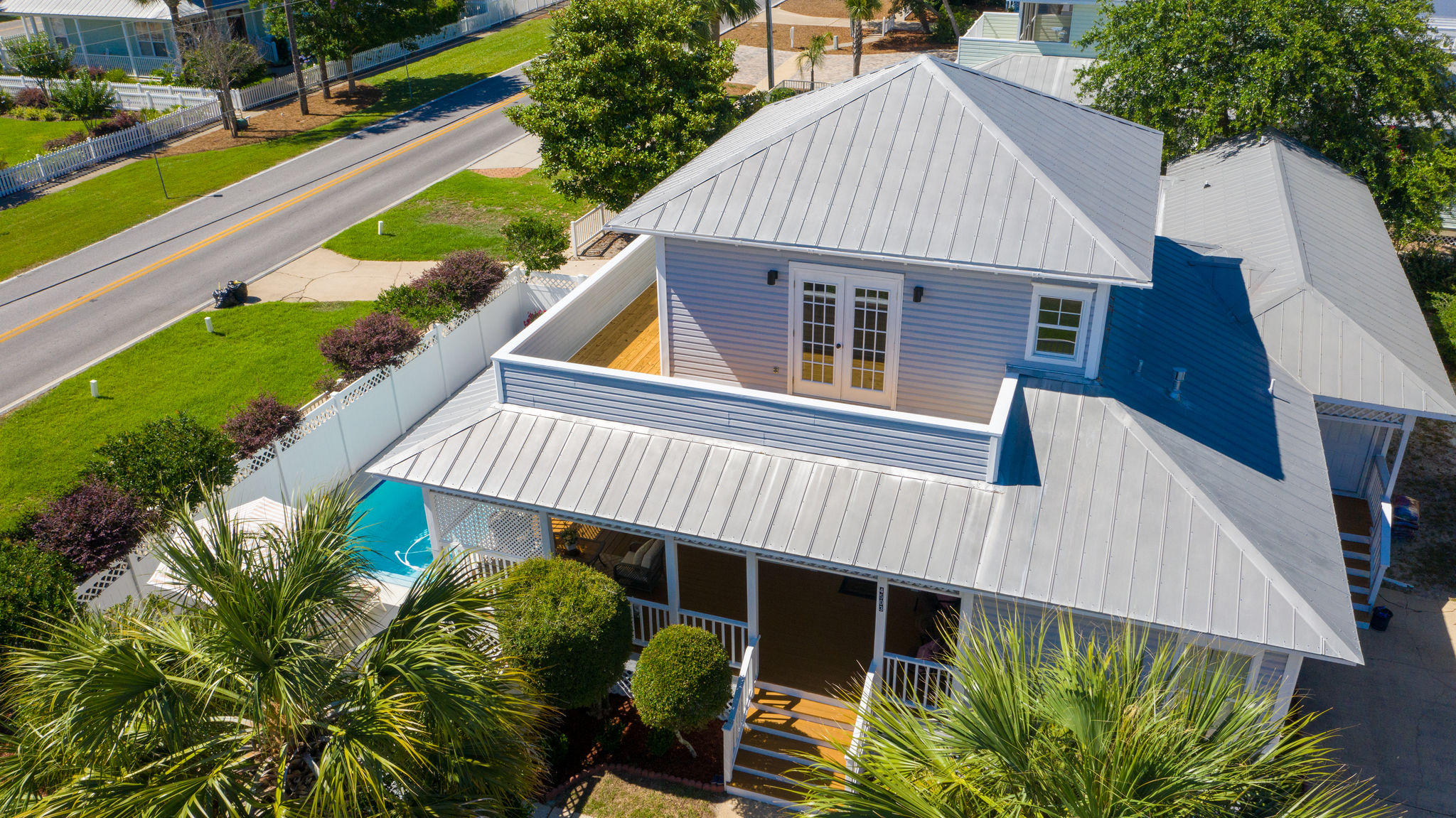 CRYSTAL BEACH - Residential