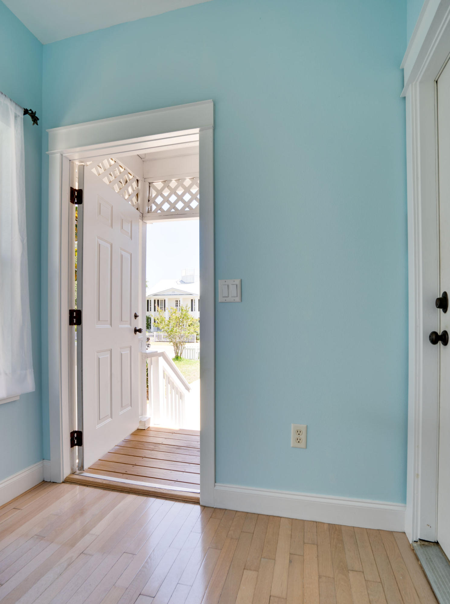 CRYSTAL BEACH - Residential