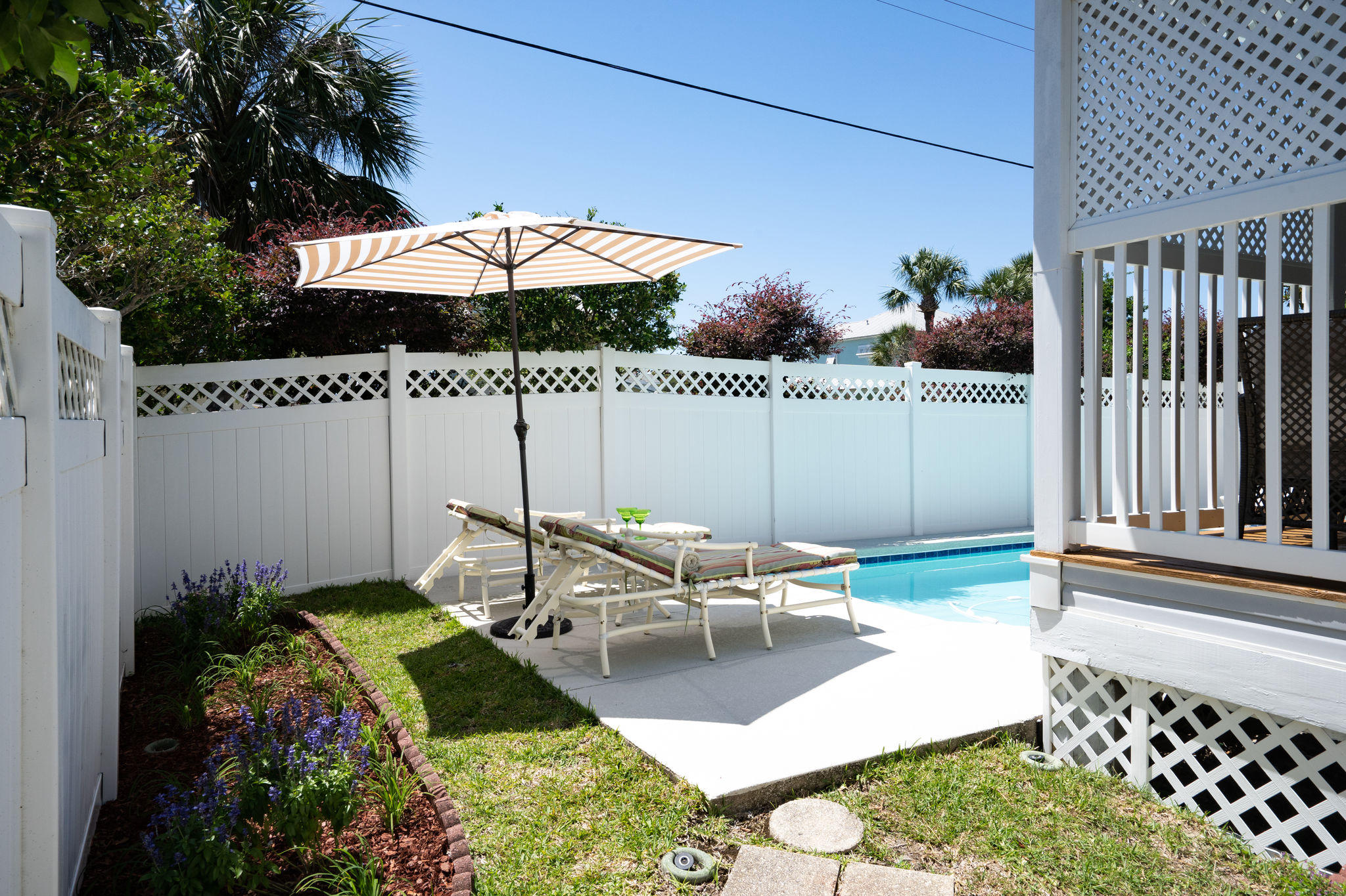 CRYSTAL BEACH - Residential