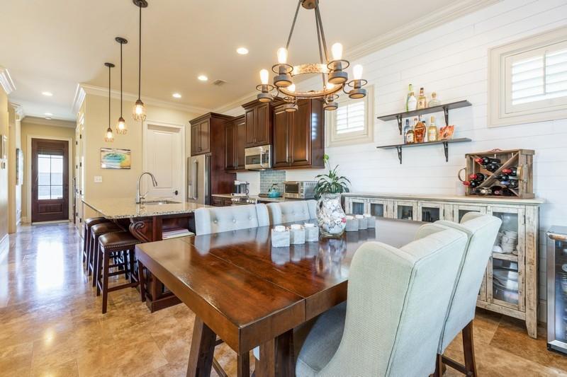 VILLA LAGO - Residential