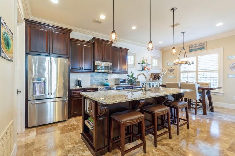 VILLA LAGO - Residential