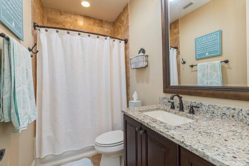 VILLA LAGO - Residential