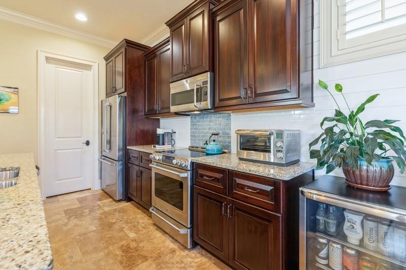 VILLA LAGO - Residential