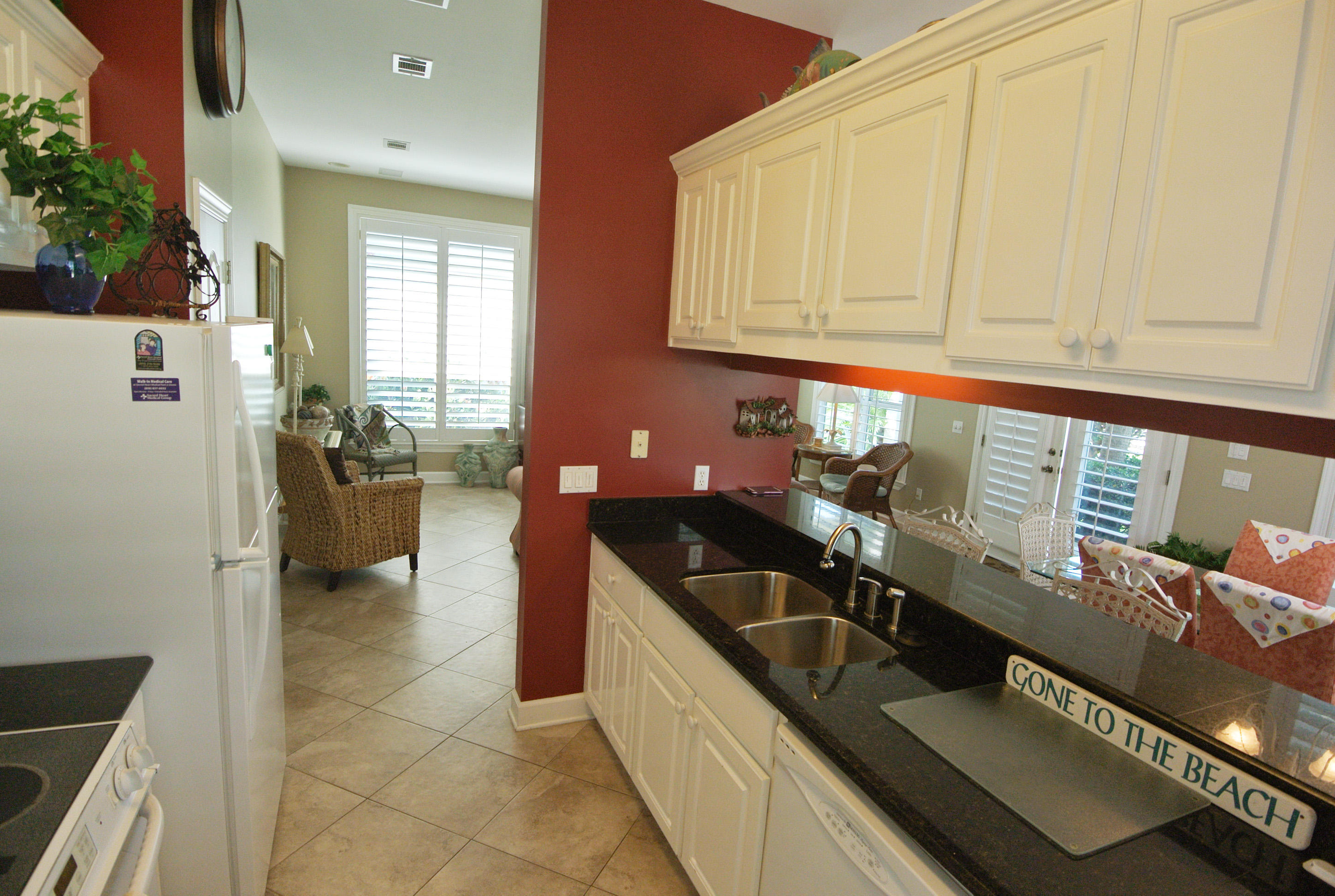 MARAVILLA COTTAGES - Residential